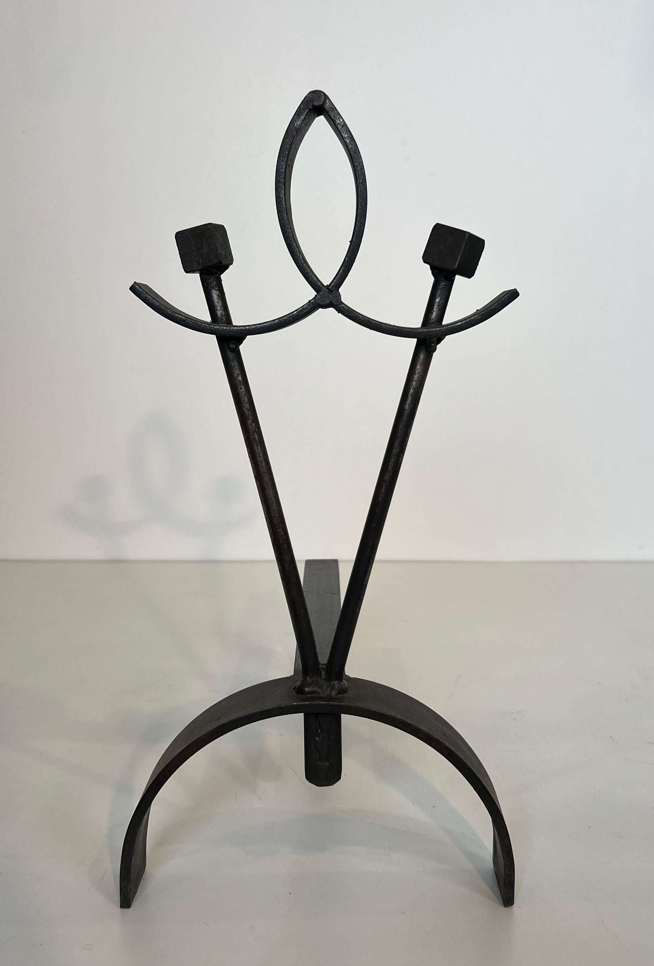 Pair of modernist wrought iron andirons. French work. Circa 1940 For Sale 2