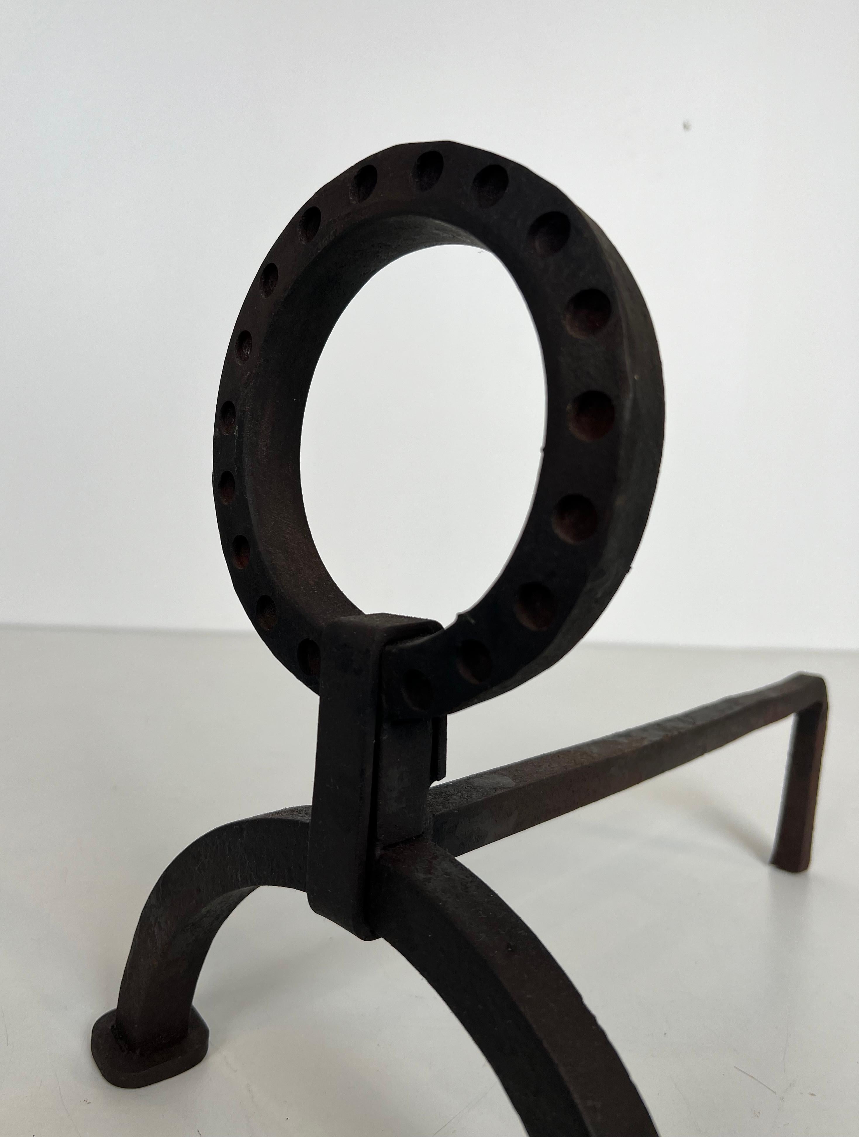 Pareja de Andirones Modernistas de Hierro Forjado al Estilo de Jacques Adnet en venta 2