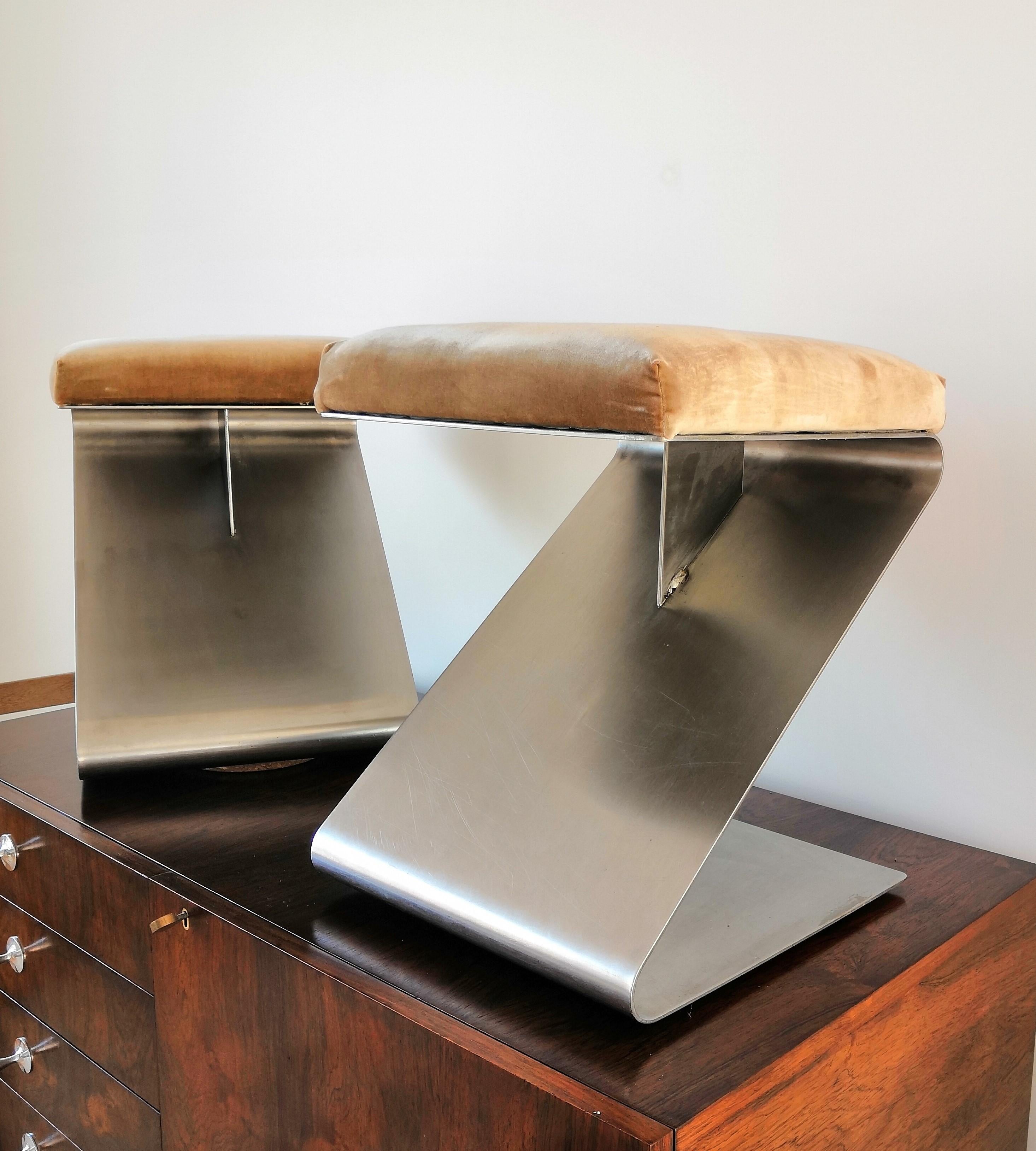 Pair of Modernist Z Shaped Stools Attributed to M. Boyer, France 1970s 4