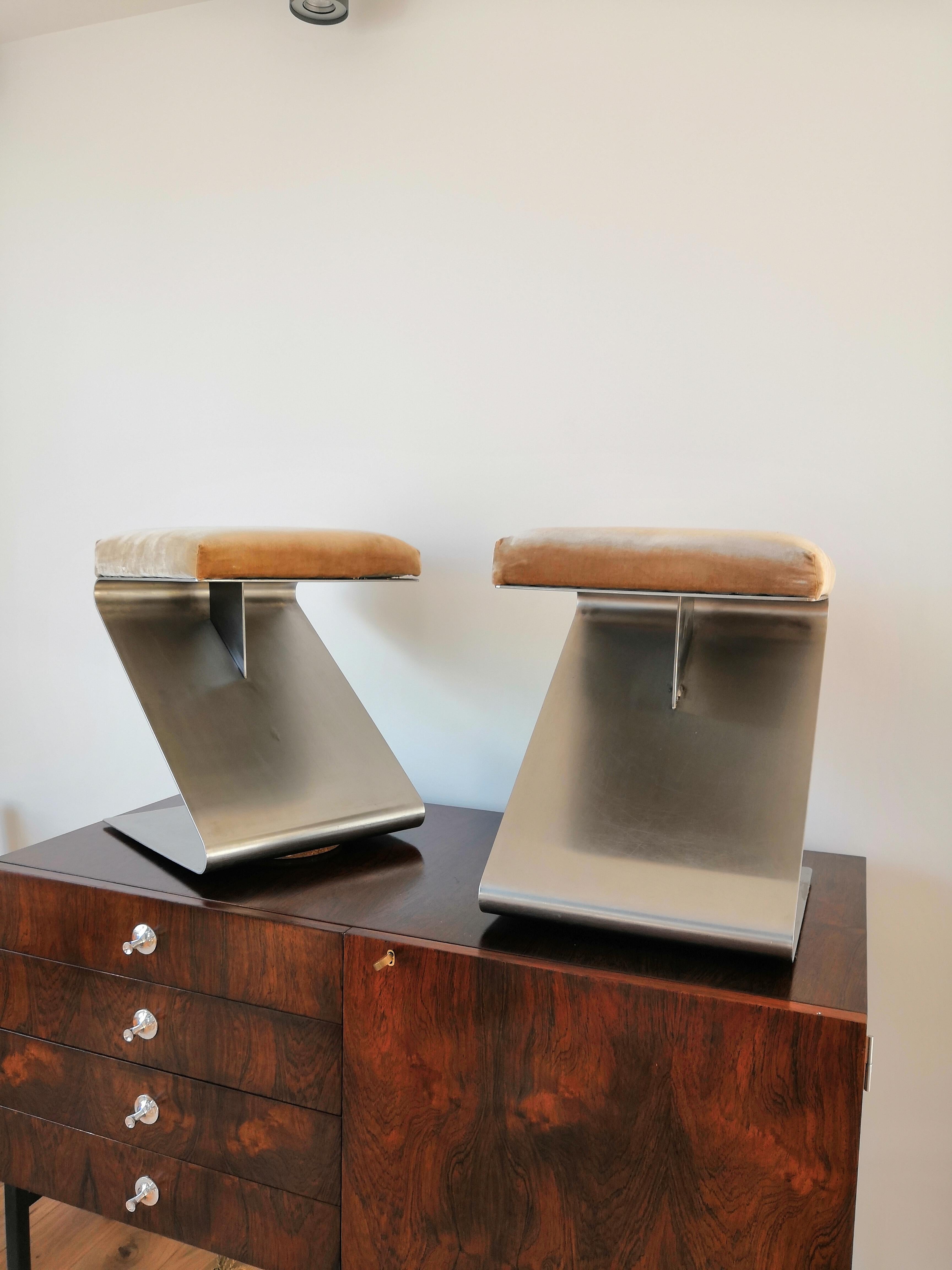 Pair of Modernist Z Shaped Stools Attributed to M. Boyer, France 1970s In Fair Condition In Newburgh, NY
