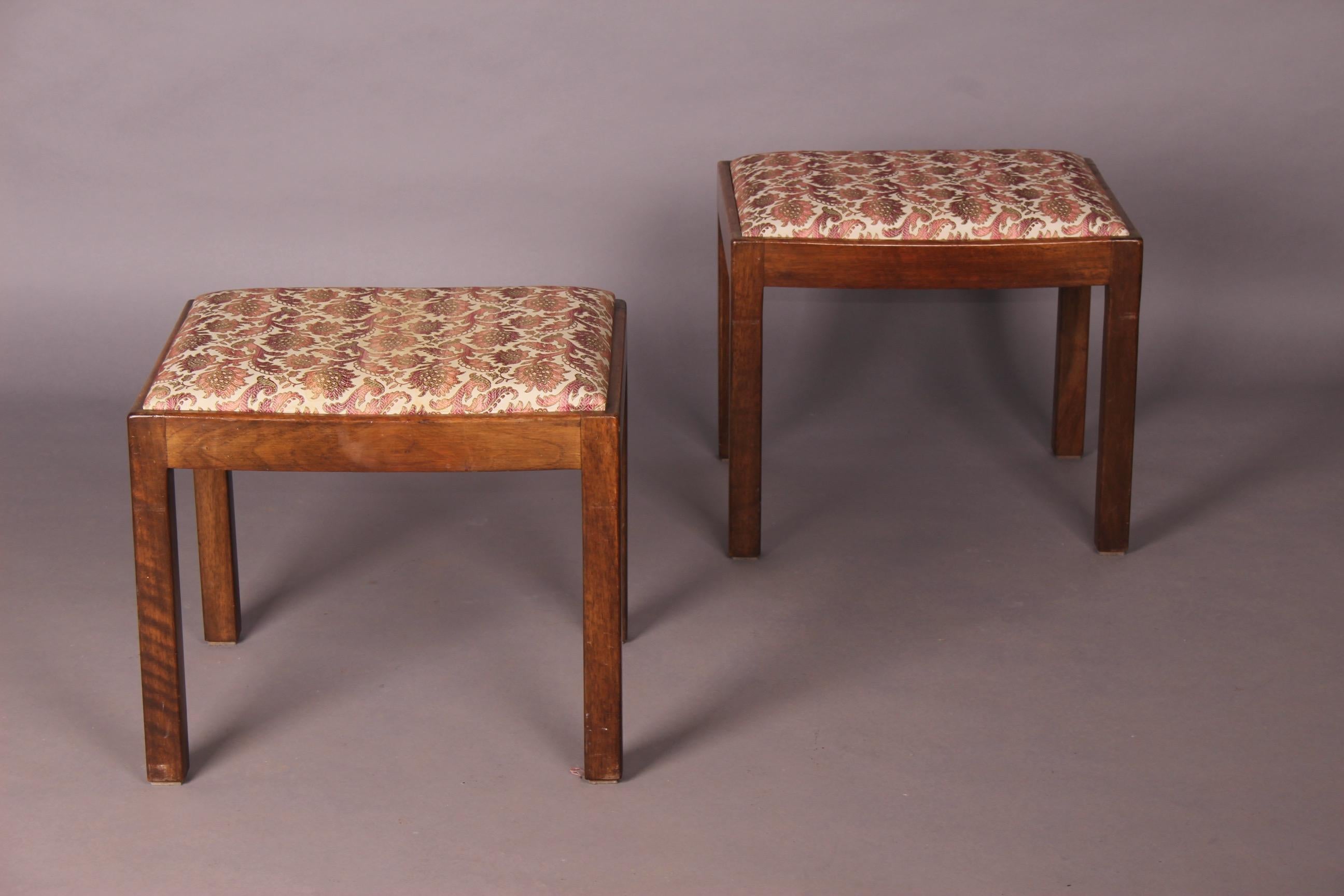 Pair of Modernist Stool In Good Condition In grand Lancy, CH