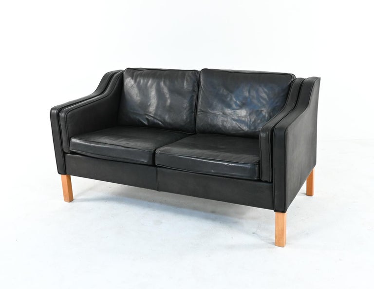 Pair of Mogens Hansen Black Pebbled Leather Loveseats For Sale at 1stDibs