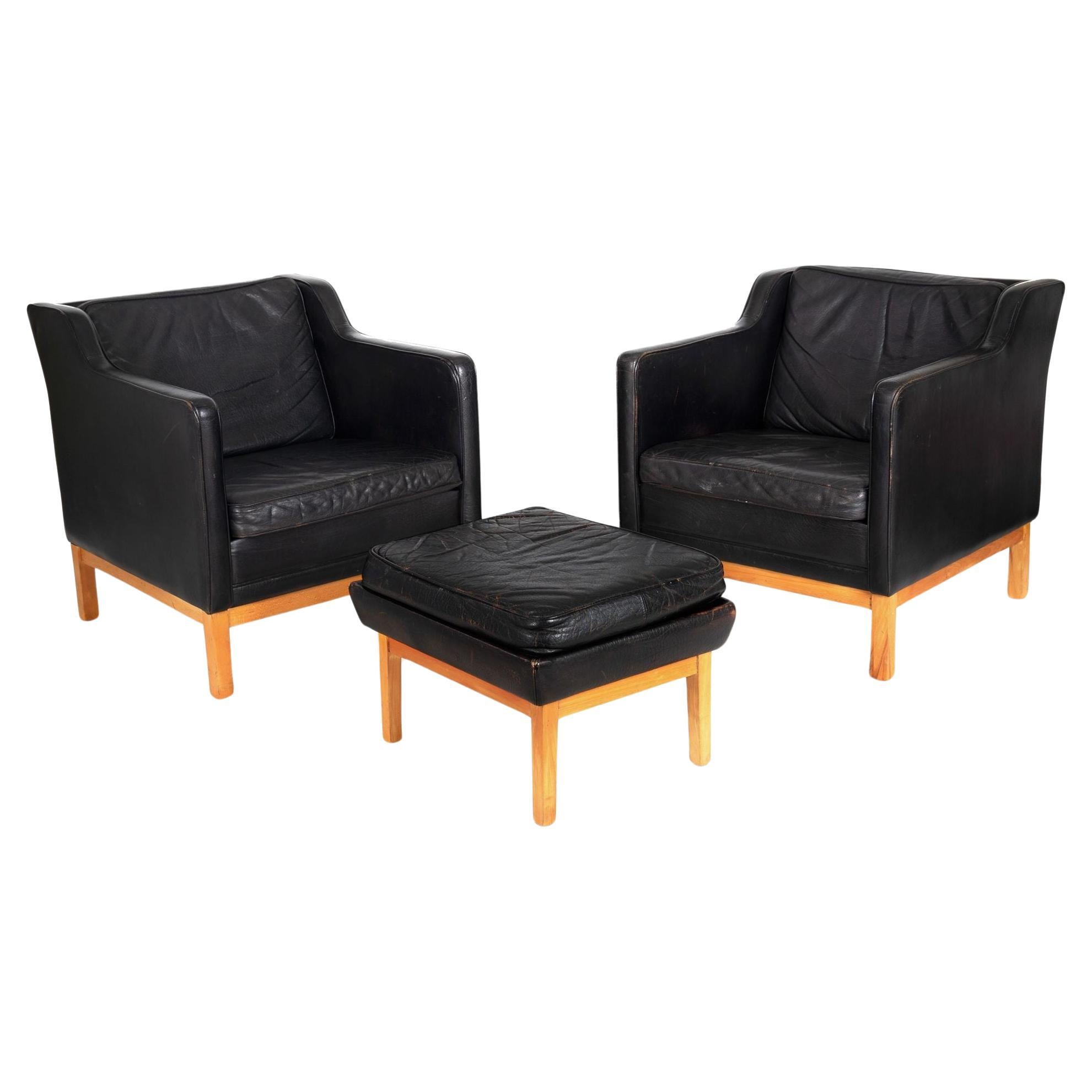 Pair of Mogens Hansen MH195 Black Leather Armchairs with Ottoman Stool For Sale