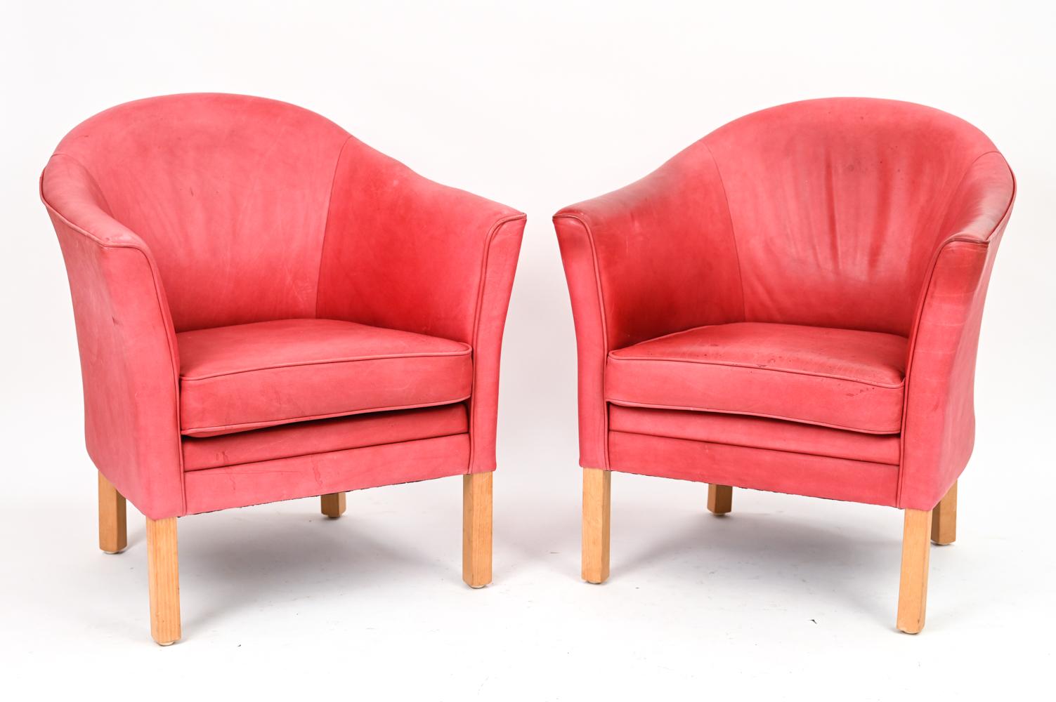 Live like royalty with this striking pair of Scandinavian modern lounge chairs in supple apple red leather by high-quality maker Mogens Hansen. Developed in collaboration with architect Lars Kalmar and put into production in 1987, the Model MH80