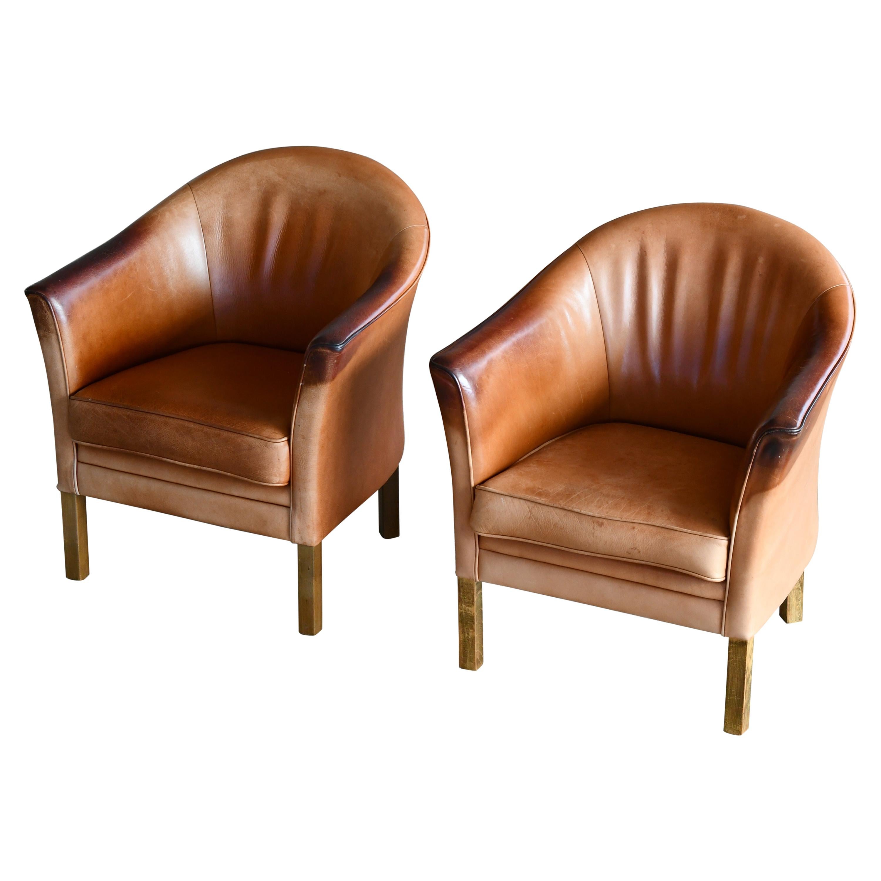 Pair of Mogens Hansen Queen Lounge Chairs Model MH80 in Tan Leather with Patina