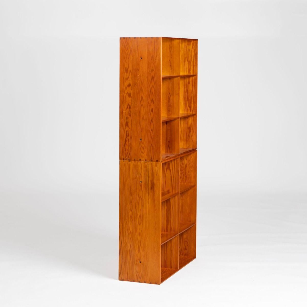 Mid-Century moderno Coppia di librerie in pino Mogens Koch di Rud. Rasmussen in vendita