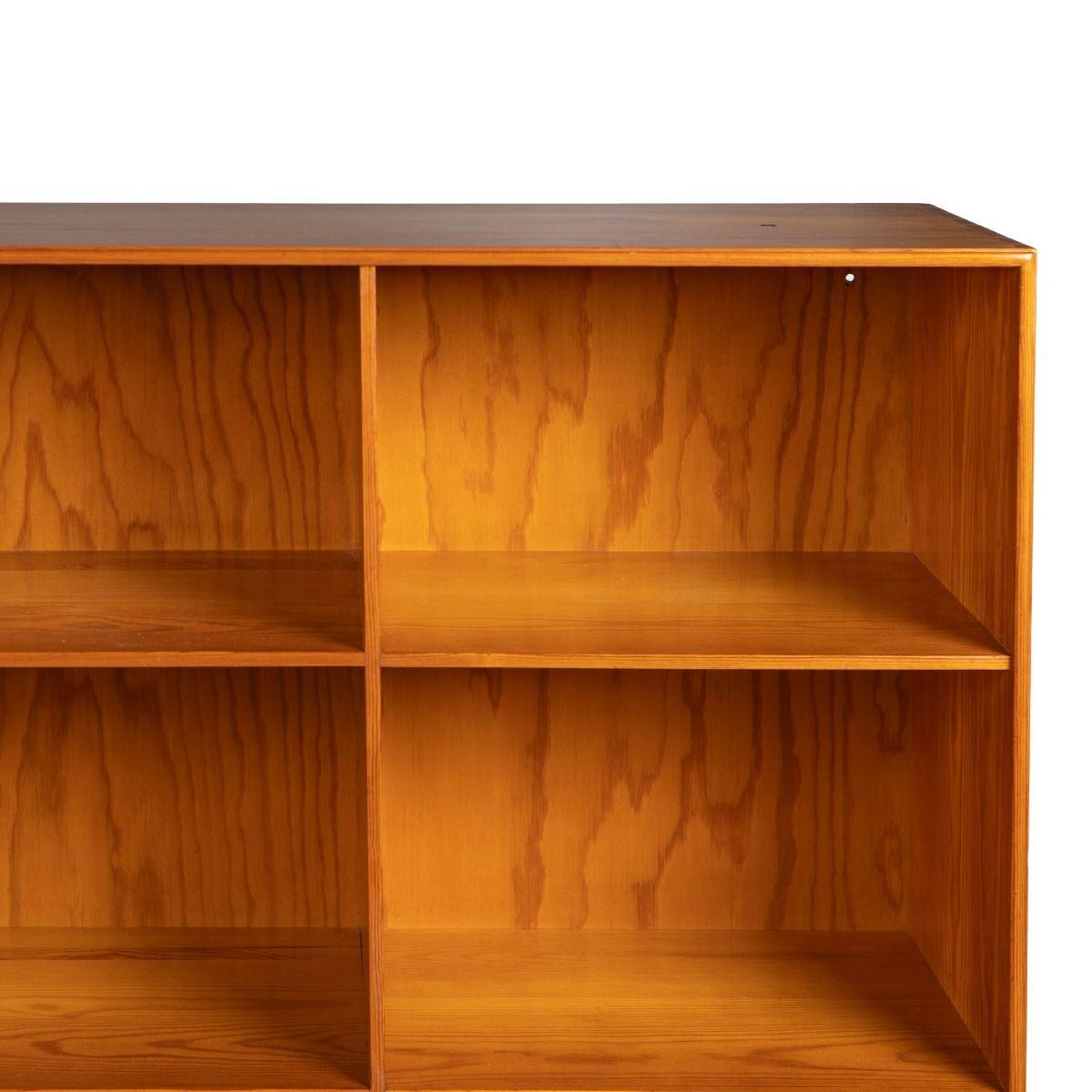 Pino Coppia di librerie in pino Mogens Koch di Rud. Rasmussen in vendita