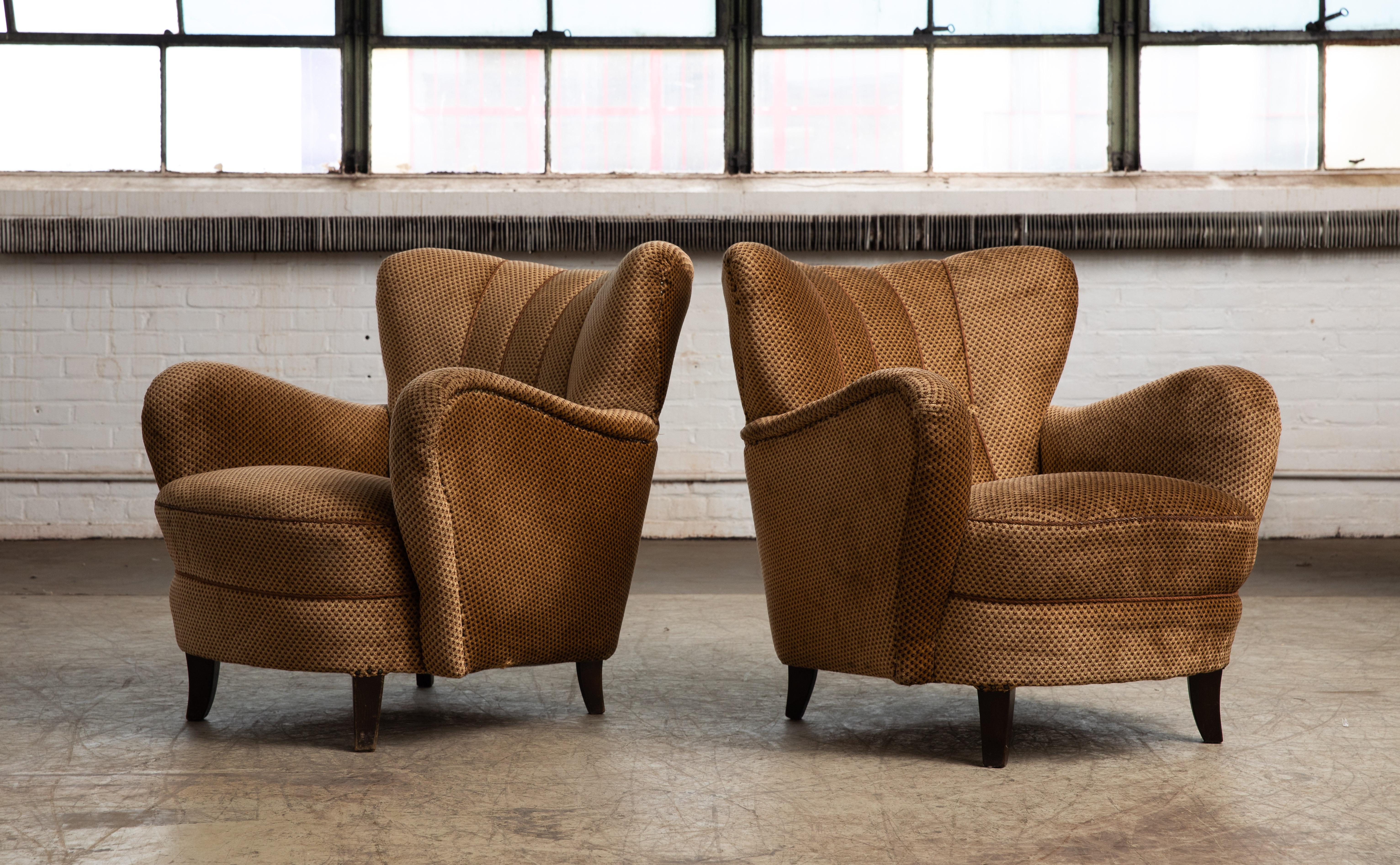 Pair of Mogens Lassen Style Danish 1940s Lounge or Club Chairs in Velvet In Good Condition In Bridgeport, CT