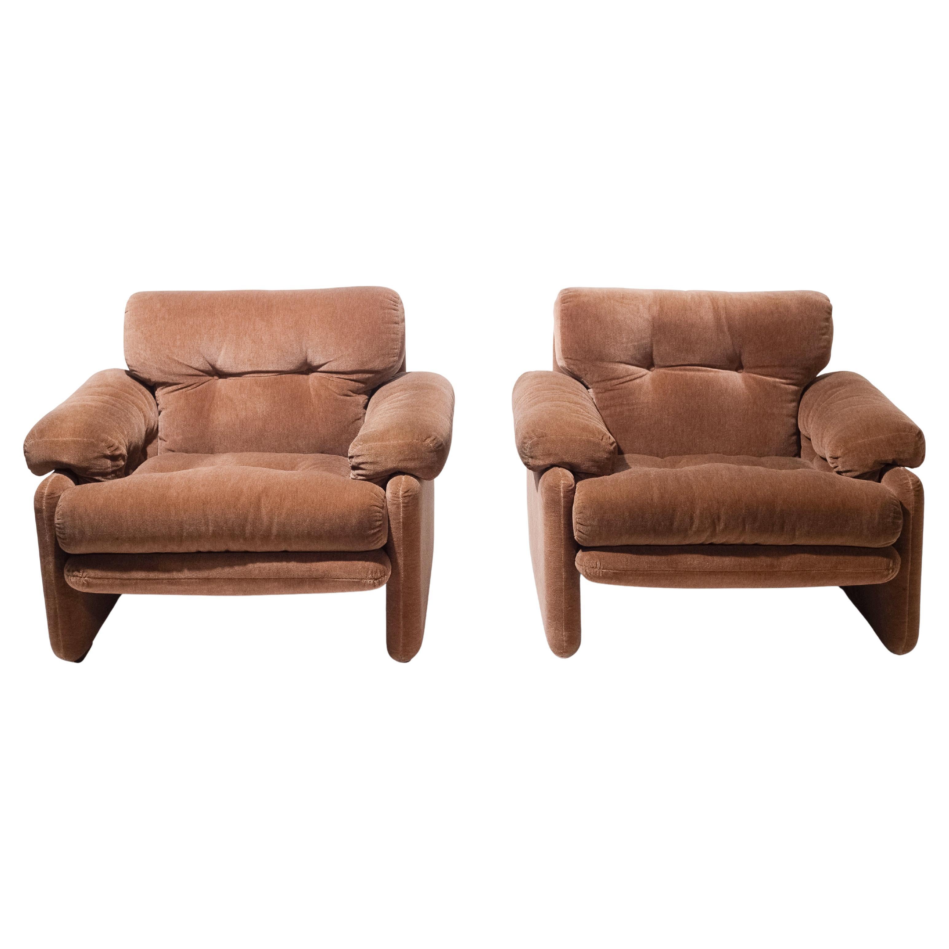 Pair of Mohair Coronado Armchairs, Tobia Scarpa im Angebot