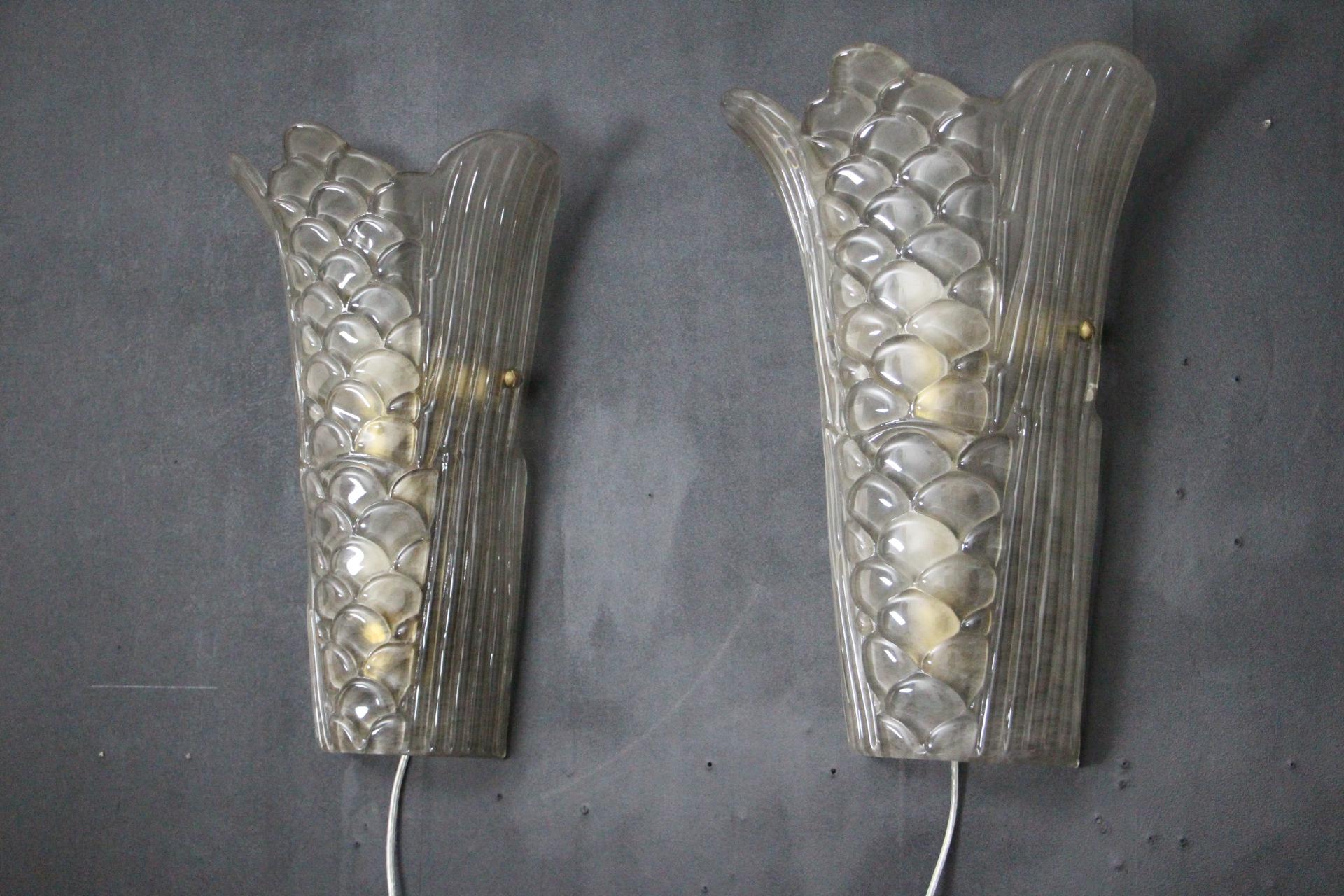 Italian Pair of Molded Clear Frosted Murano Glass Wall Lights, Art Deco Glass Sconces For Sale