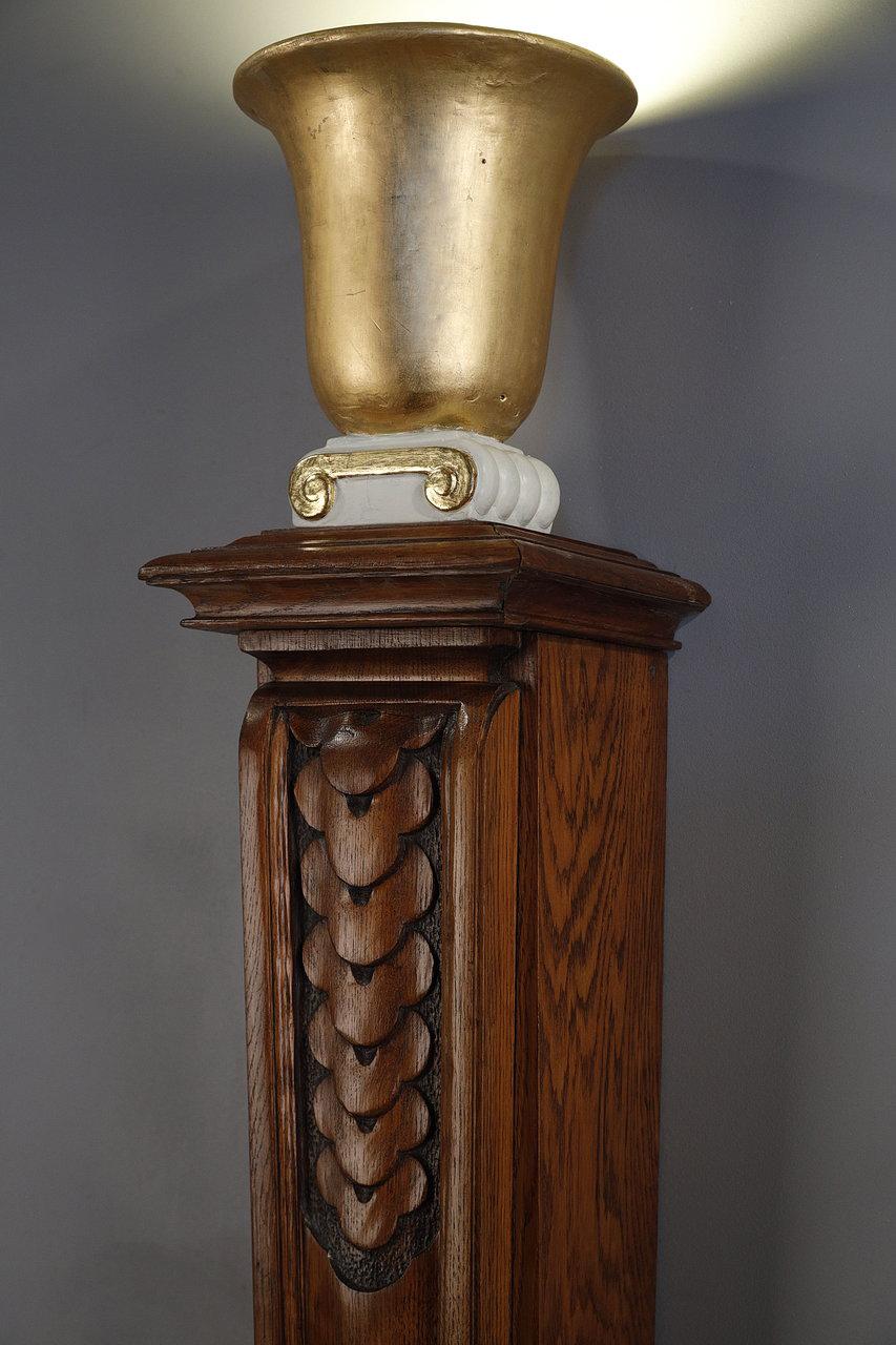 Pair of Molded Oak Columns with a Lamp in the Art Deco Style, 20th Century 7
