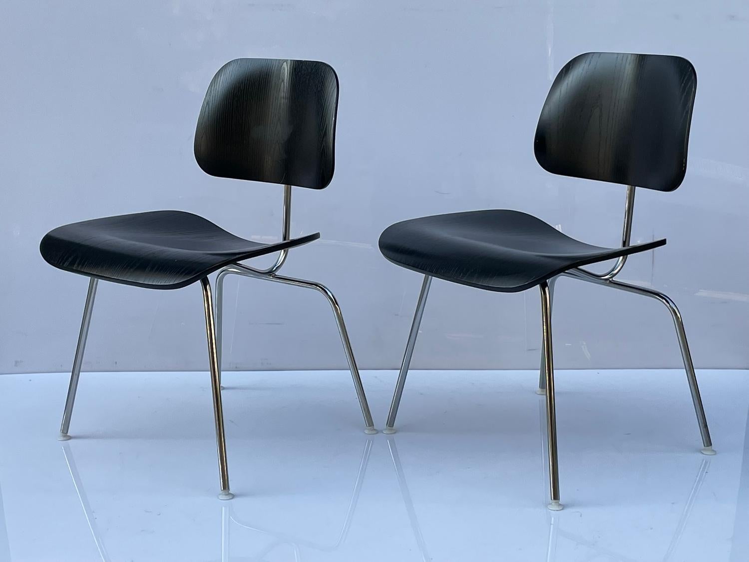 Chrome Pair of Molded Plywood Side Chairs by Charles & Ray Eames for Herman Miller