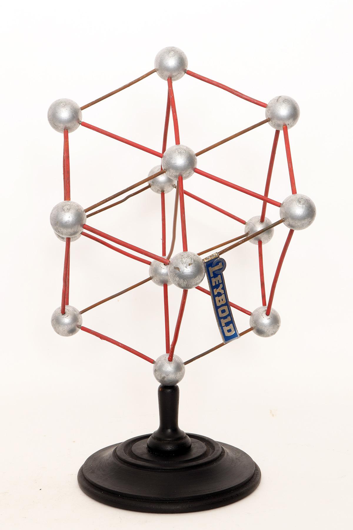 Pair of molecular atomic structure models. Leybold, Germany, 1940. For Sale 9