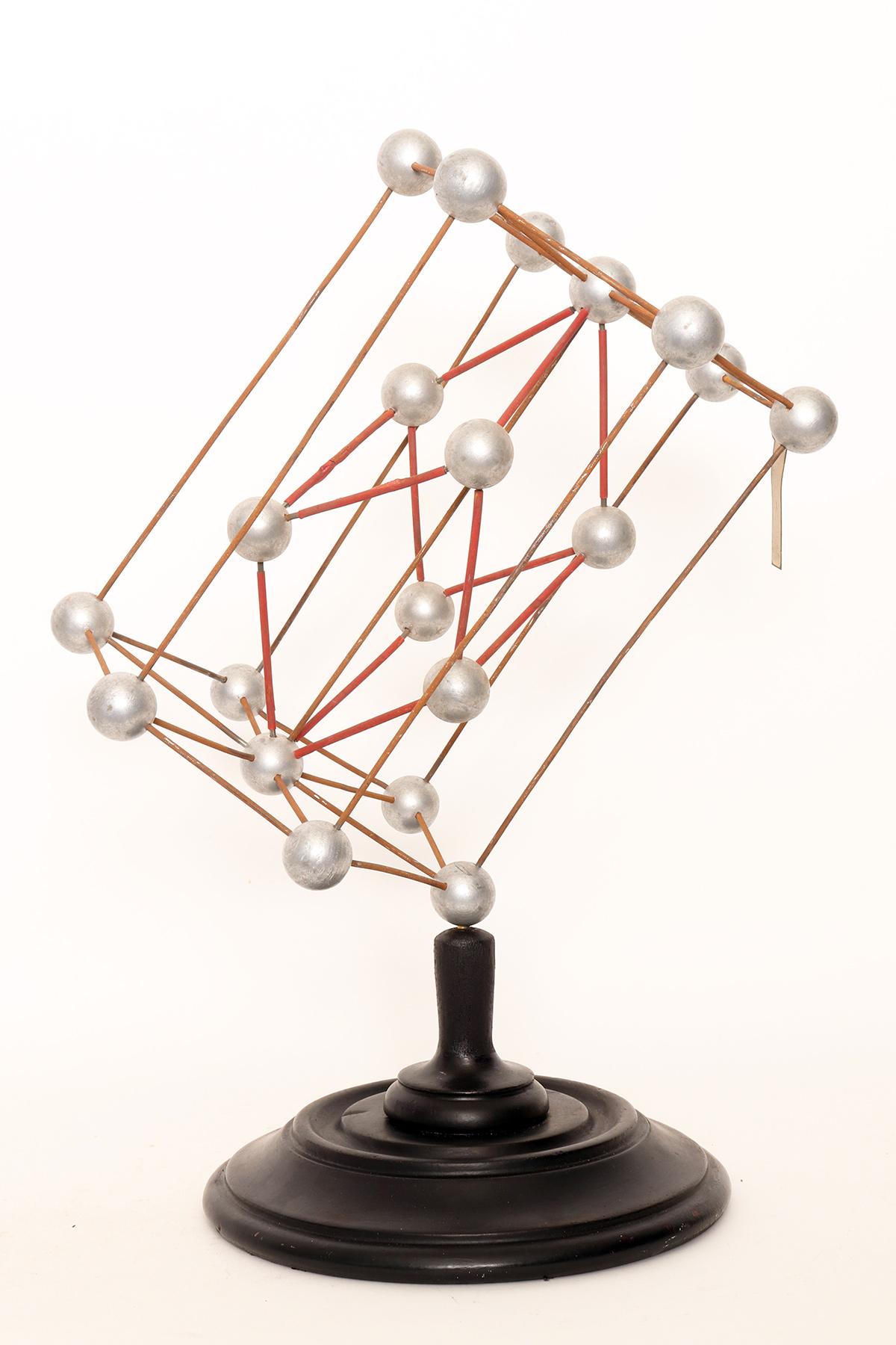 Pair of molecular atomic structure models. Leybold, Germany, 1940. For Sale 2