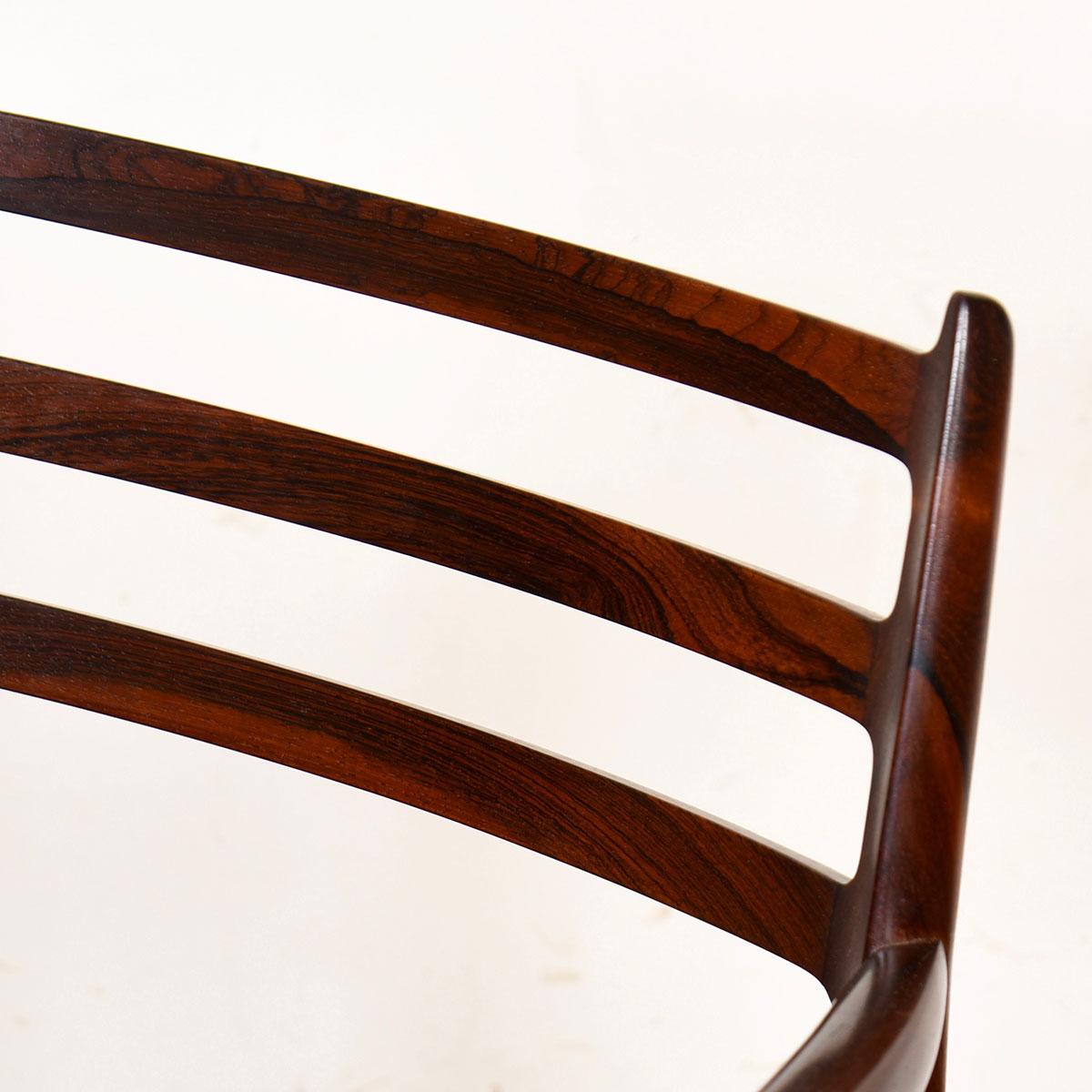 Pair of Moller Danish Horn Arm-Chairs #62 in Brazilian Rosewood For Sale 1