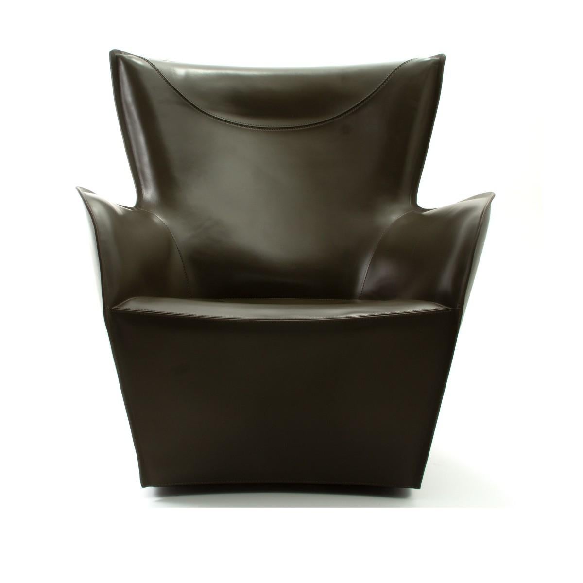 Italian Pair of Molteni Brown Leather Armchairs