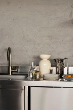 Paire de vases Momento JH40, crème, de Jaime Hayon pour &Tradition