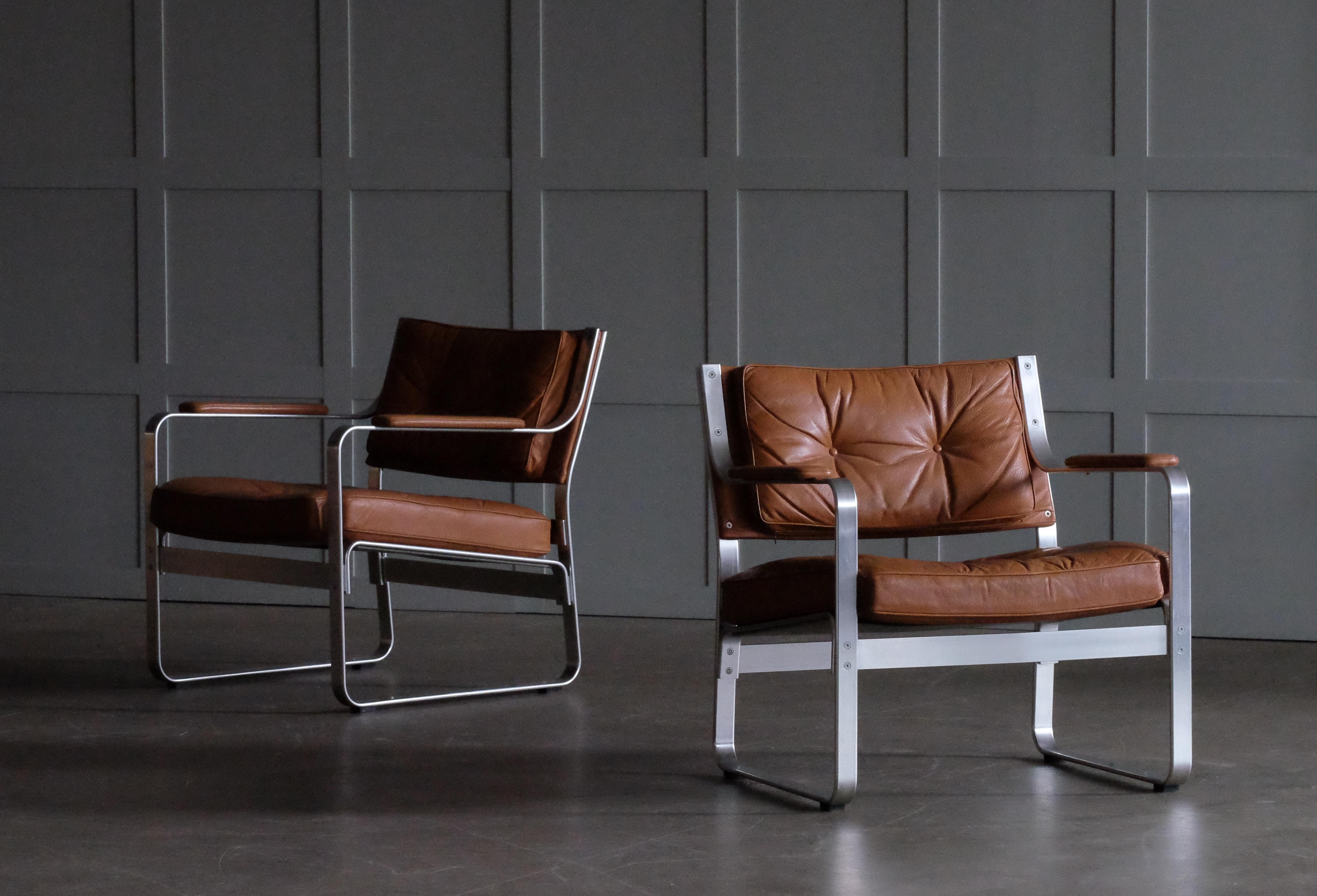 Ein Paar „Mondo“-Sessel von Karl-Erik Ekselius, Schweden, 1970er Jahre im Angebot 1