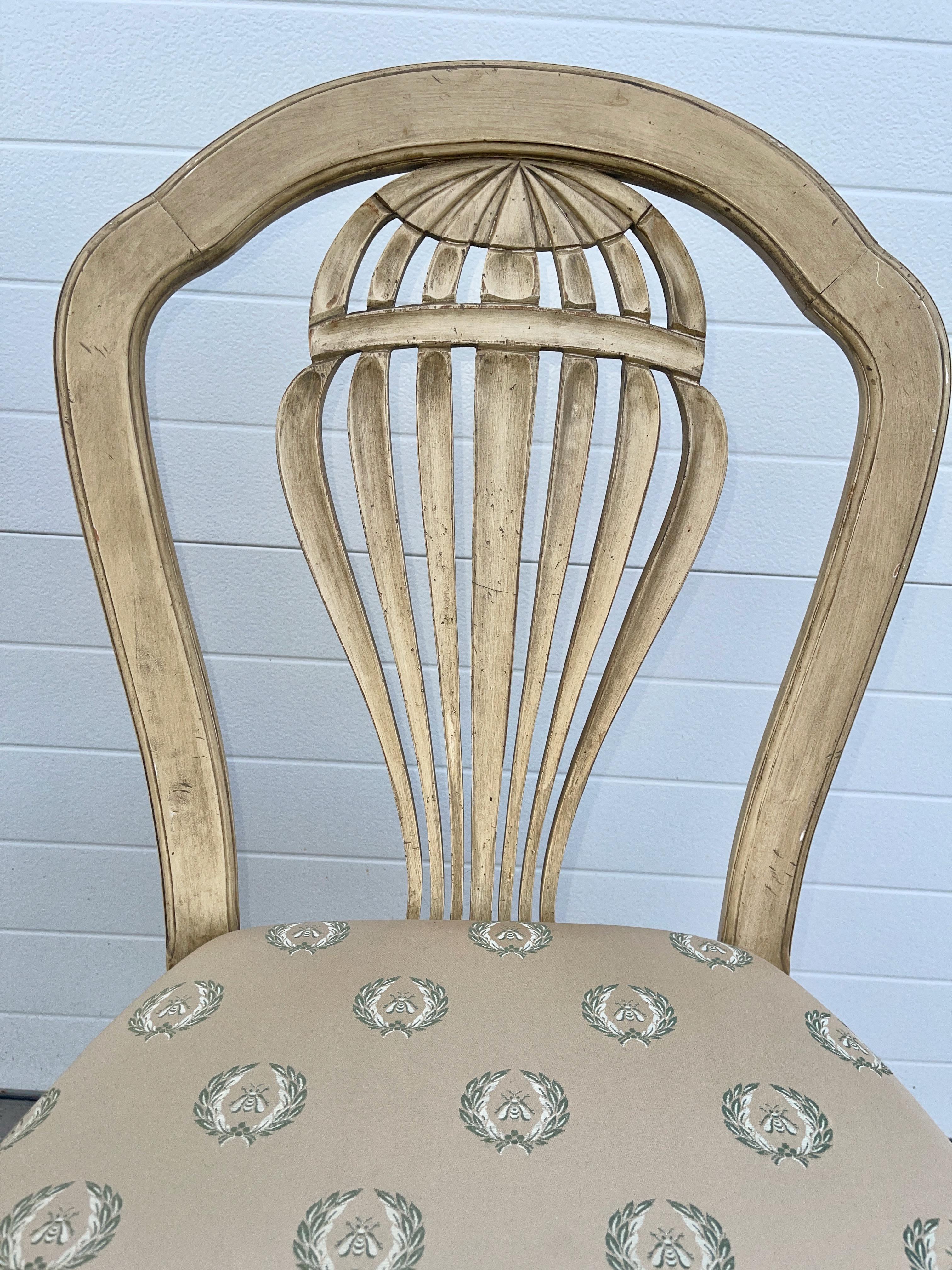 Peint Pair of Mongolfiere Chairs by Trouvaille of Boston en vente