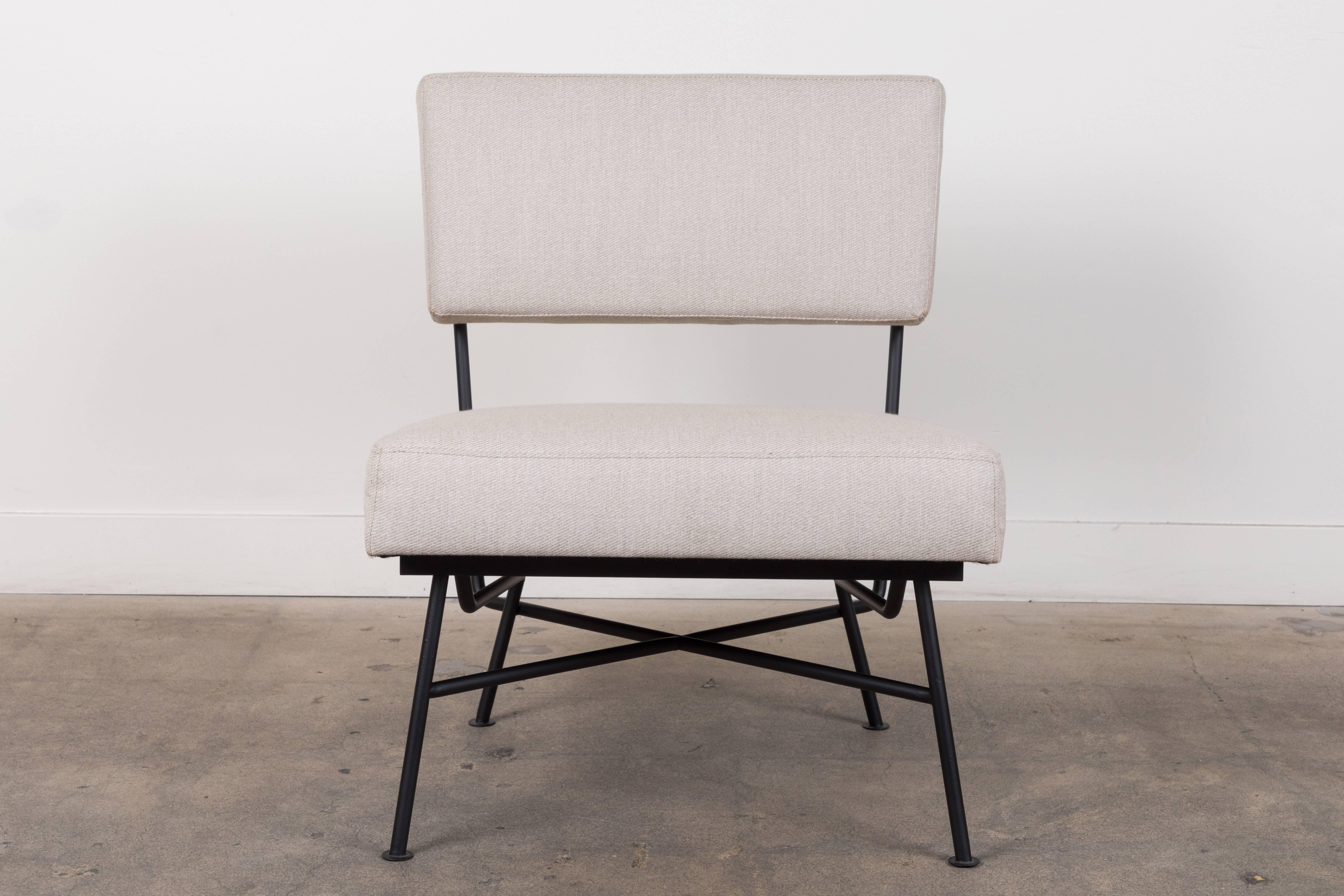 The Montrose Chair features a powdercoated steel frame and attached cushions that is suitable for indoor or outdoor use. The Montrose Ottoman is available separately to match. For indoor or outdoor use, but not intended for use in wet