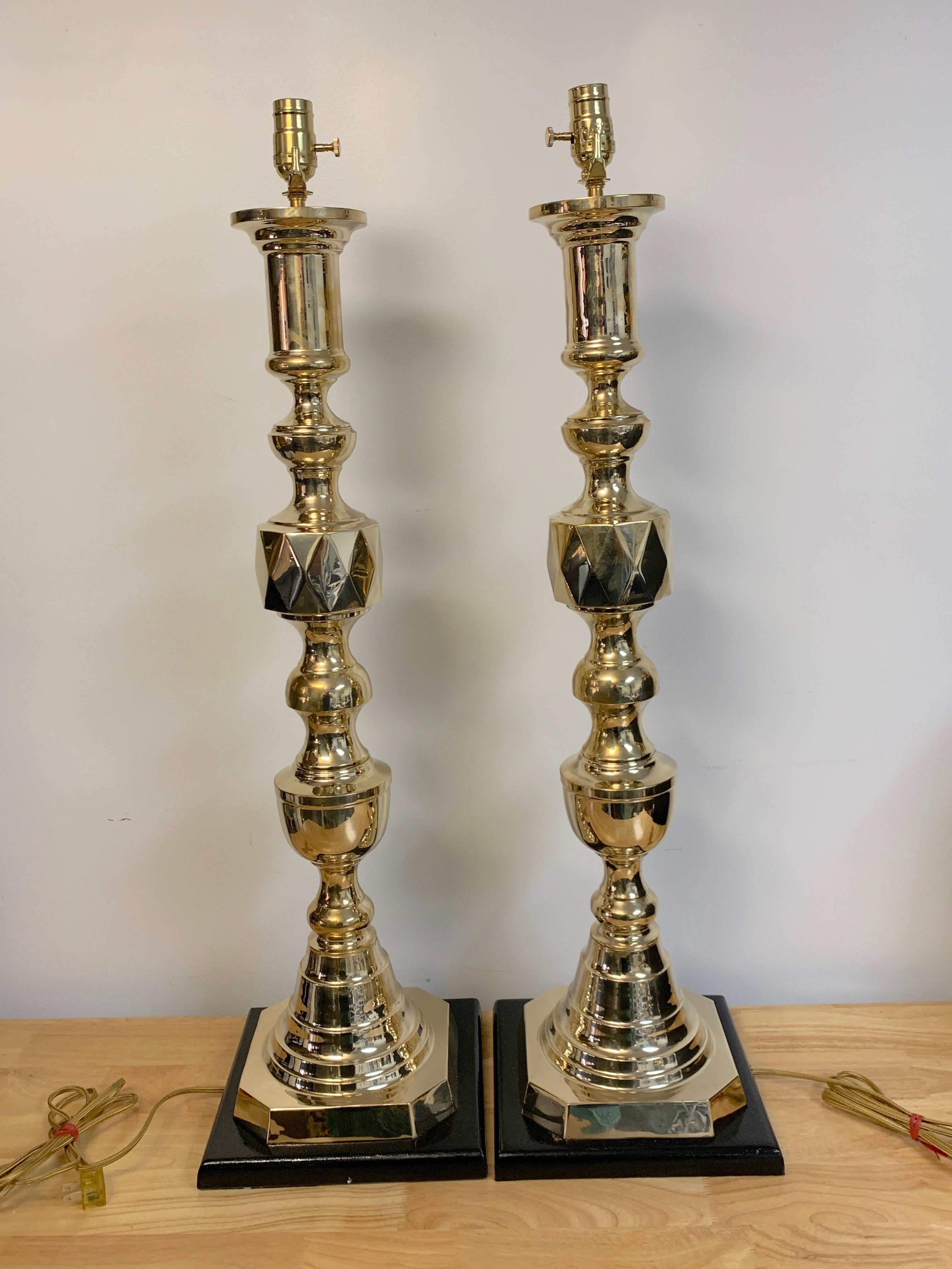 Pair of Monumental 'Ace of Diamonds' Brass Candlestick Lamps In Good Condition For Sale In West Palm Beach, FL