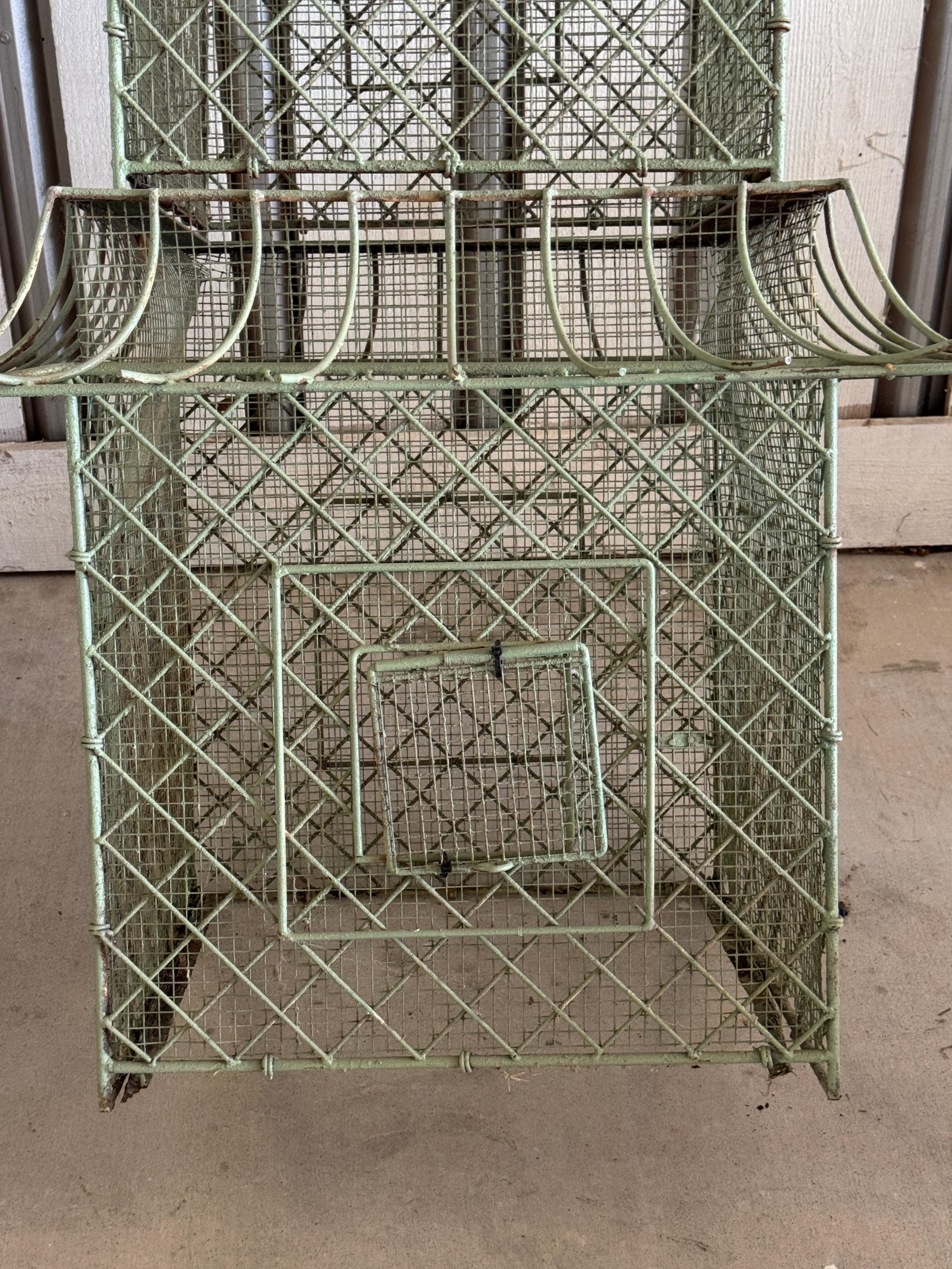 Pareja de pajareras monumentales de hierro pintado en forma de pagoda, estilo Chinoiserie en venta 7
