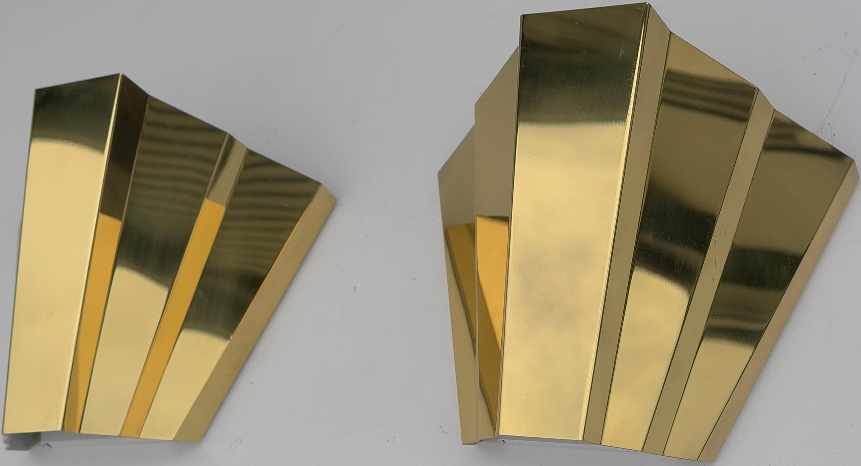 Pair of Monumental 'Diamond' Wall Lamps in Style of Gio Ponti 2