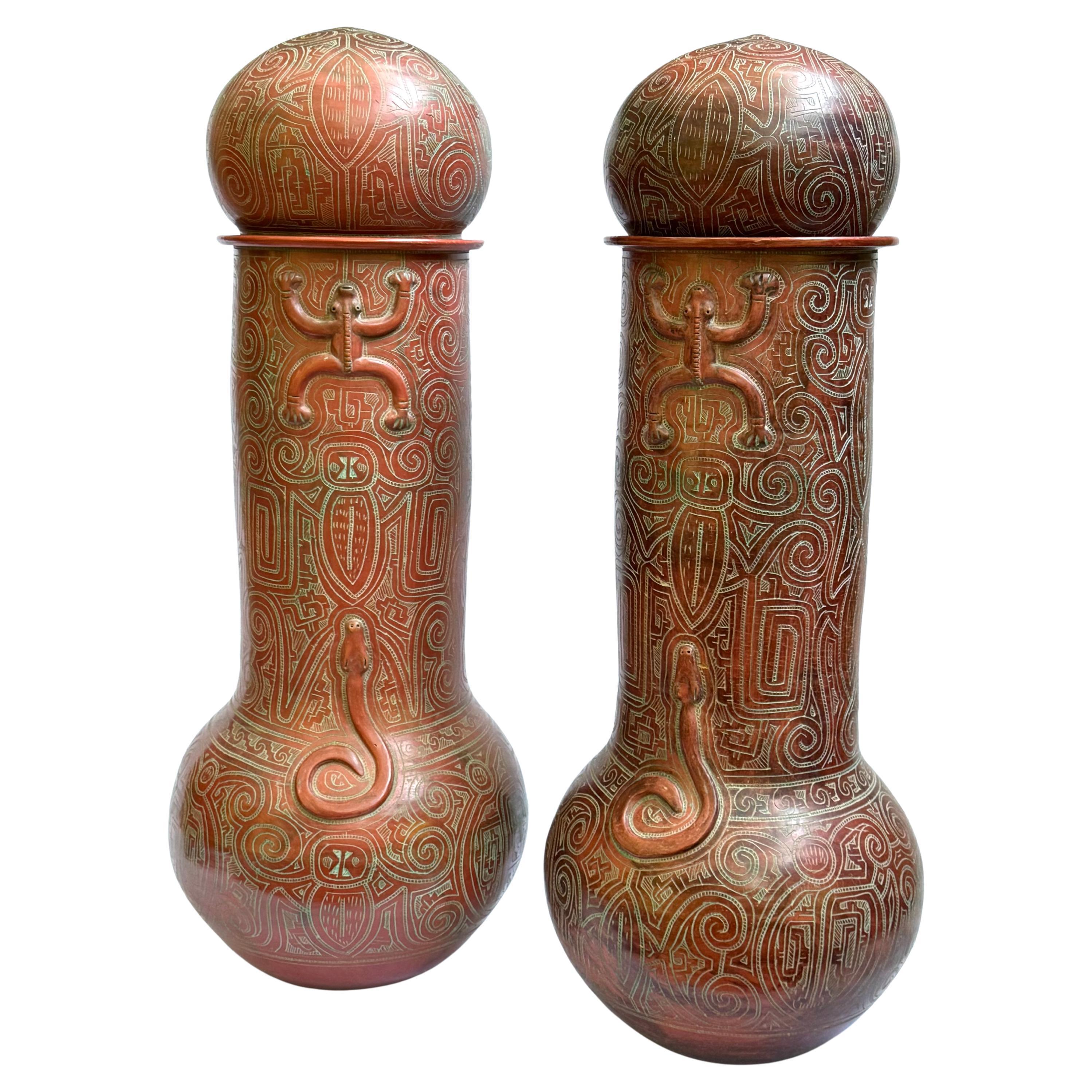 Coppia di urne monumentali Marajoara, Brasile, anni 
70 in vendita