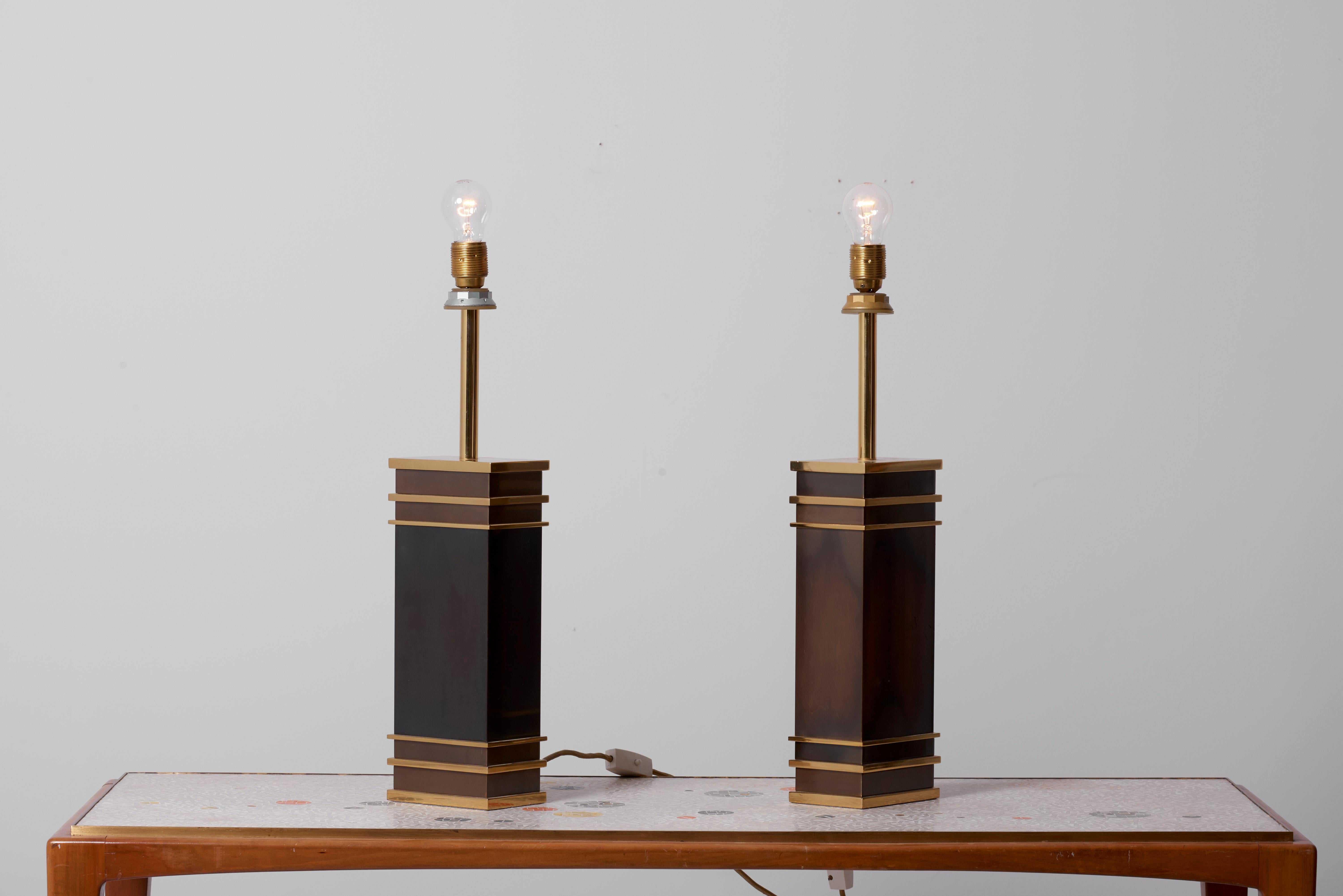 Pair of Monumental Midcentury Table Lamps by Vereinigte Werkstätten, Germany In Good Condition For Sale In Berlin, DE
