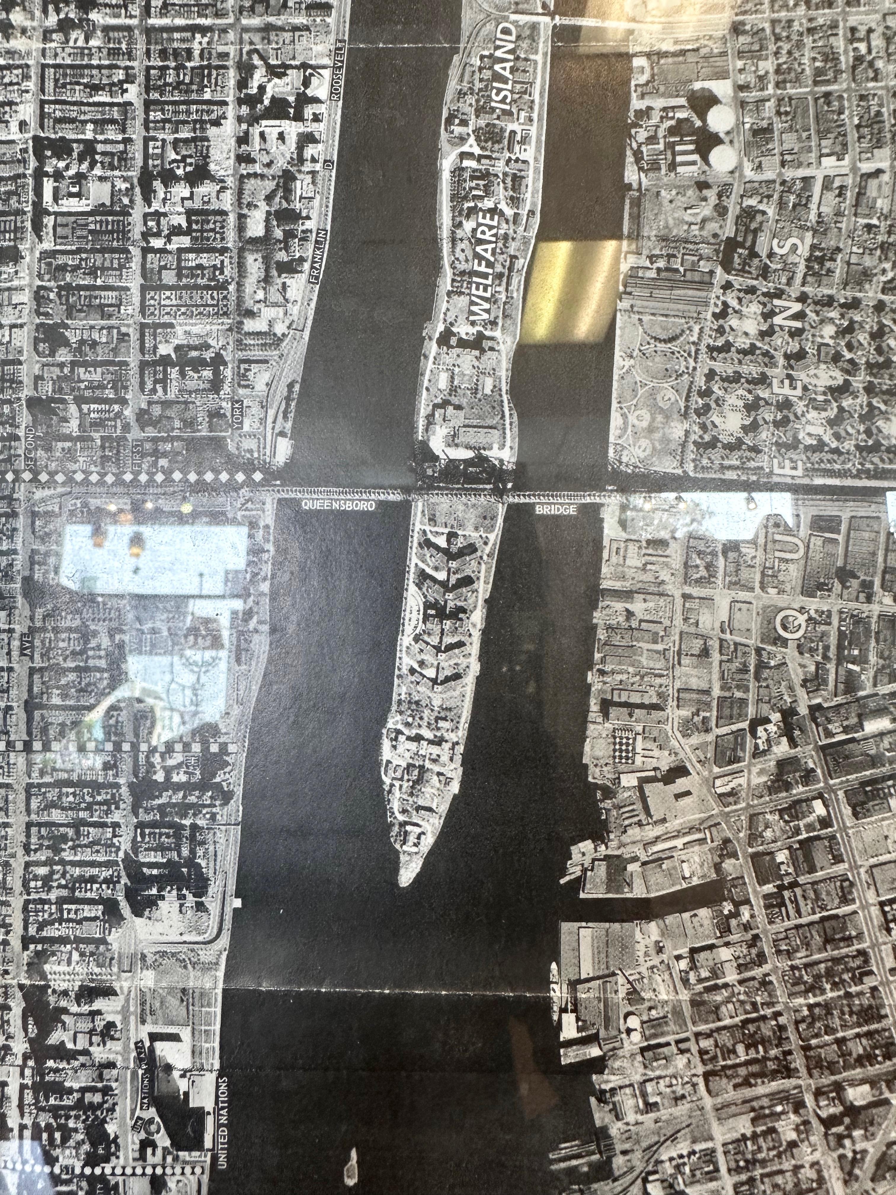 Paire de cartes aériennes monumentales de la National Air Map Company Manhattan, 1955 en vente 6