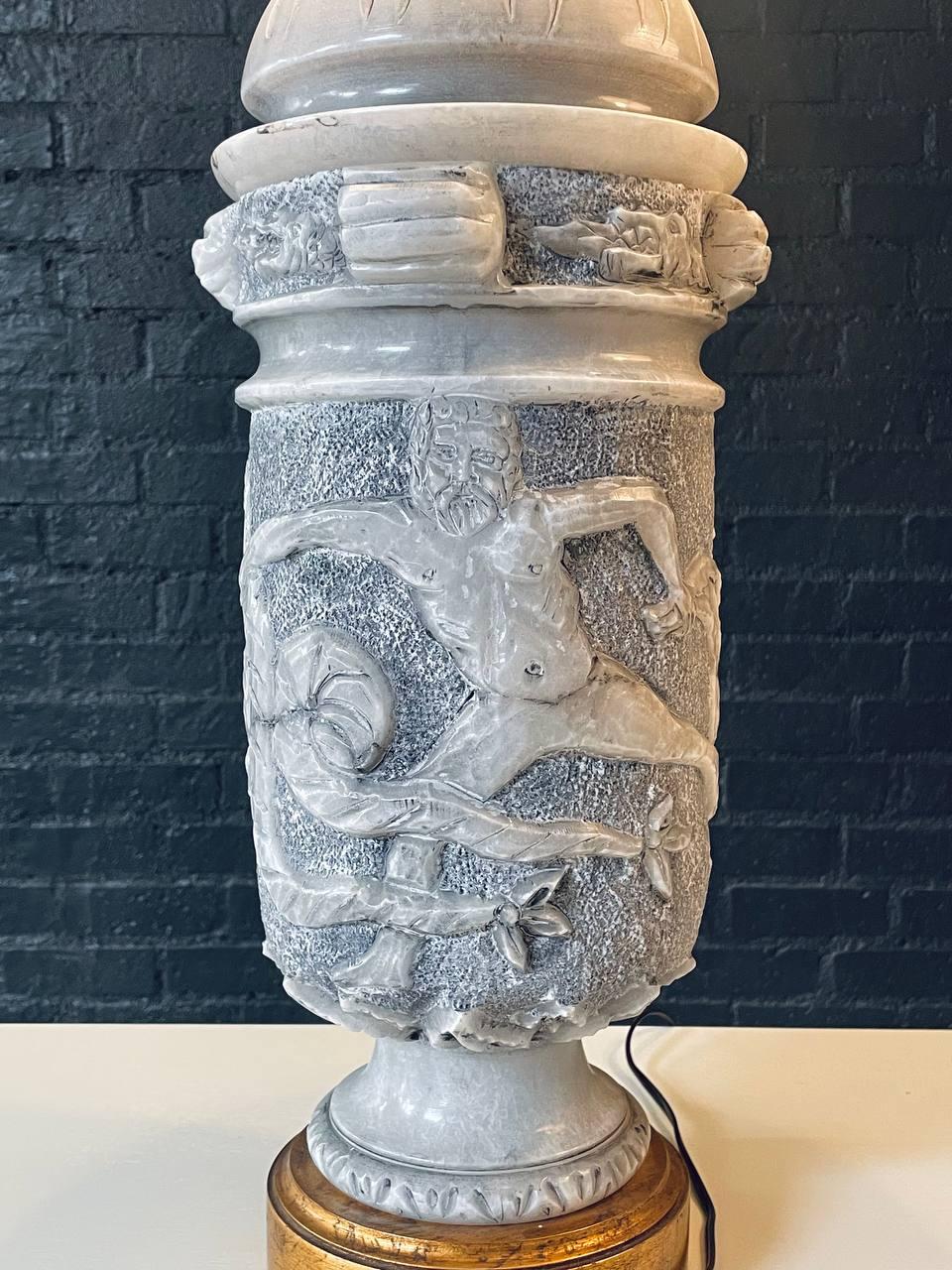 Paire de lampes de table monumentales en marbre néoclassique en vente 1