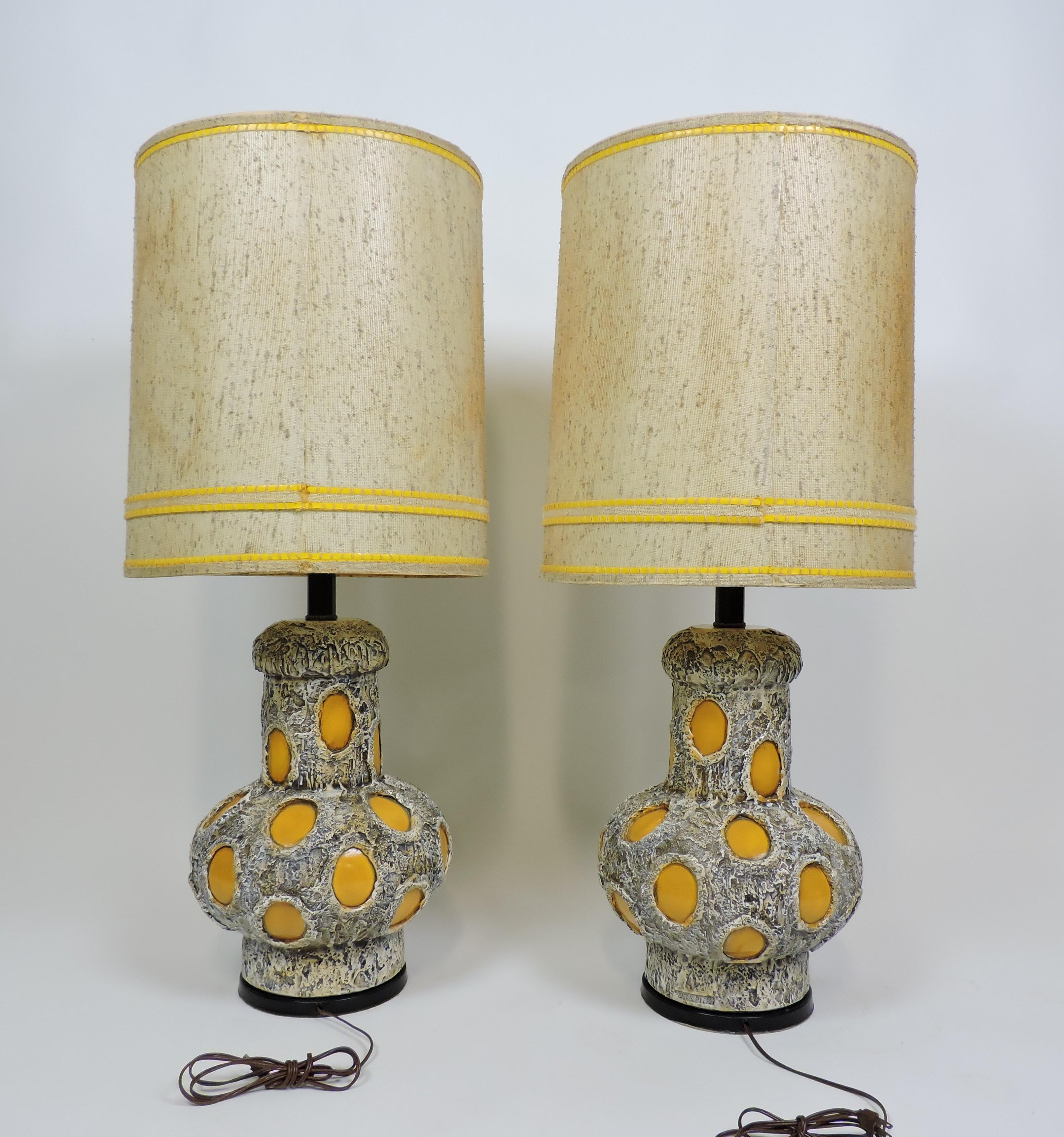 Painted Pair of Monumental Size Mid-Century Modern Pieri Tullio Table Lamps For Sale