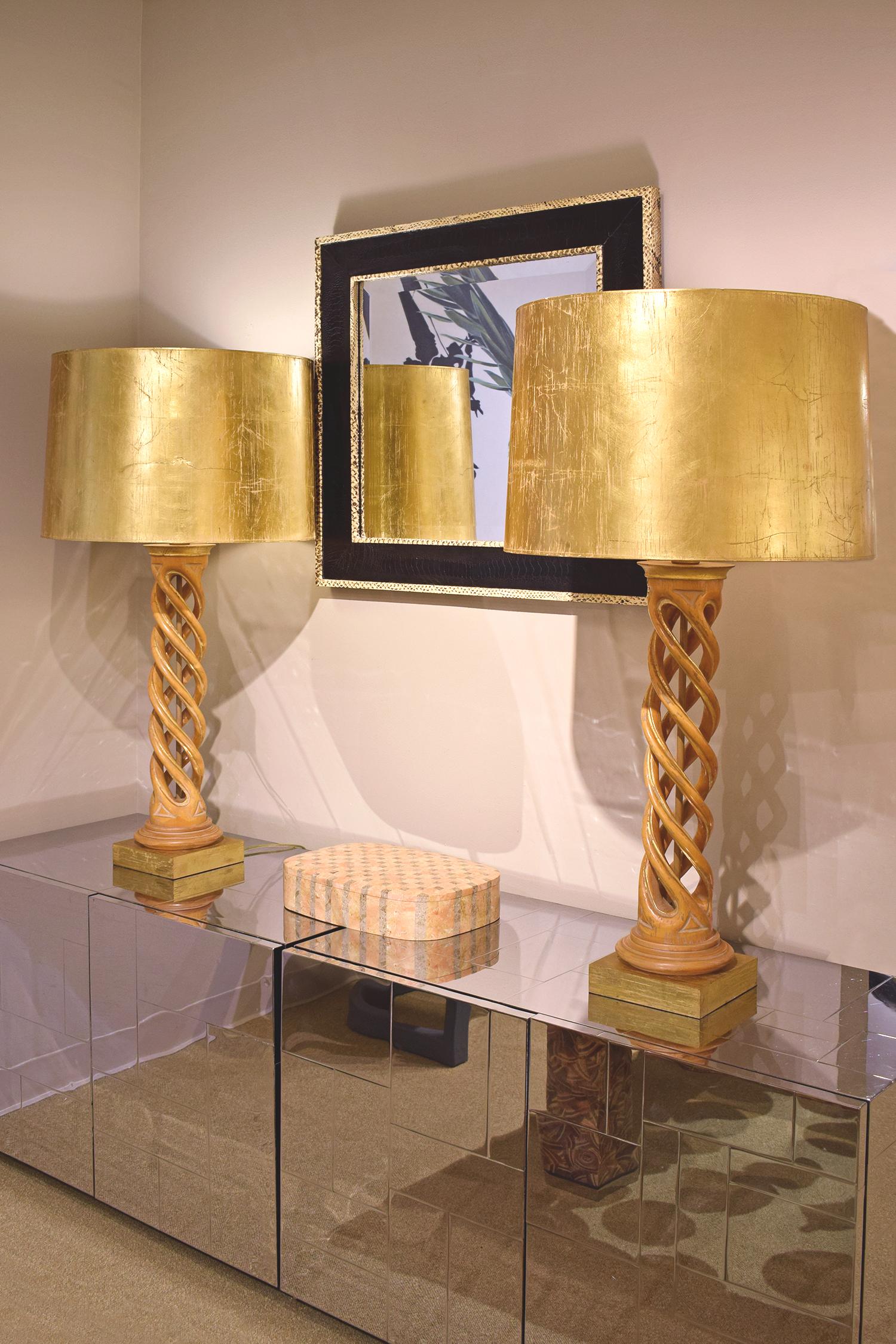 Pair of Monumental Table Lamps in Bleached Mahogany with Gilt Shades, 1950s In Excellent Condition For Sale In New York, NY