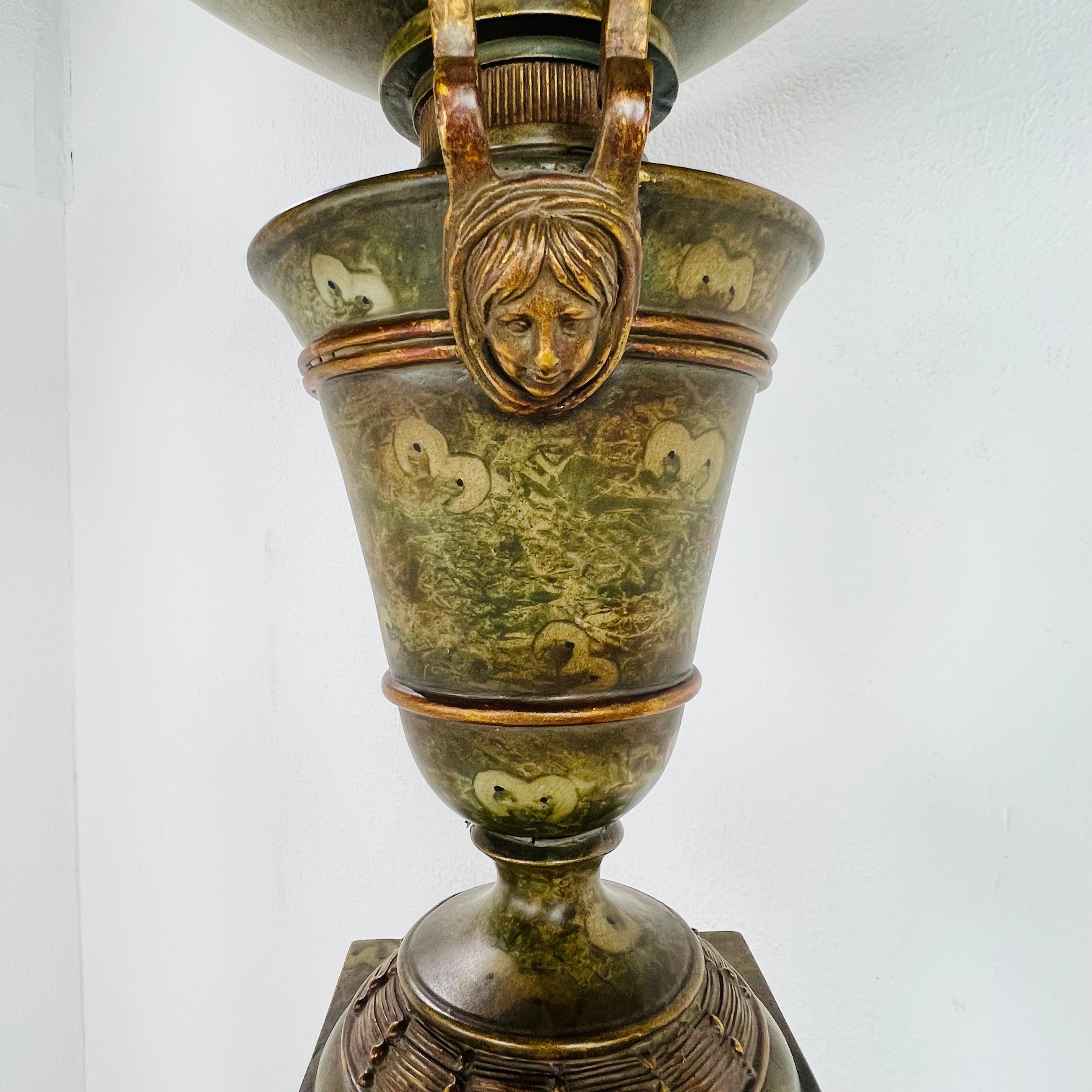 Paire de lampadaires vénitiens monumentaux en forme de torchères en vente 4