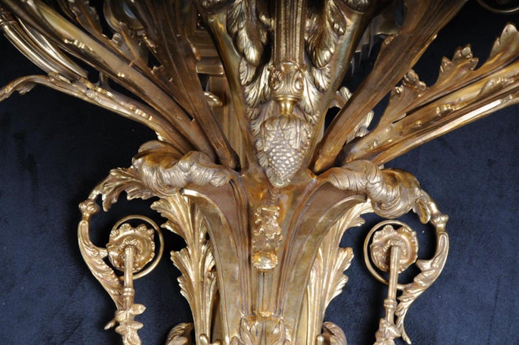 Paire d'appliques murales monumentales Napoléon III D'après J.-B.. Klagmann Bon état - En vente à Berlin, DE