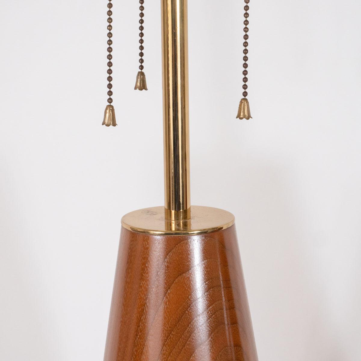 Mid-20th Century Pair of walnut table lamps for Hansen For Sale