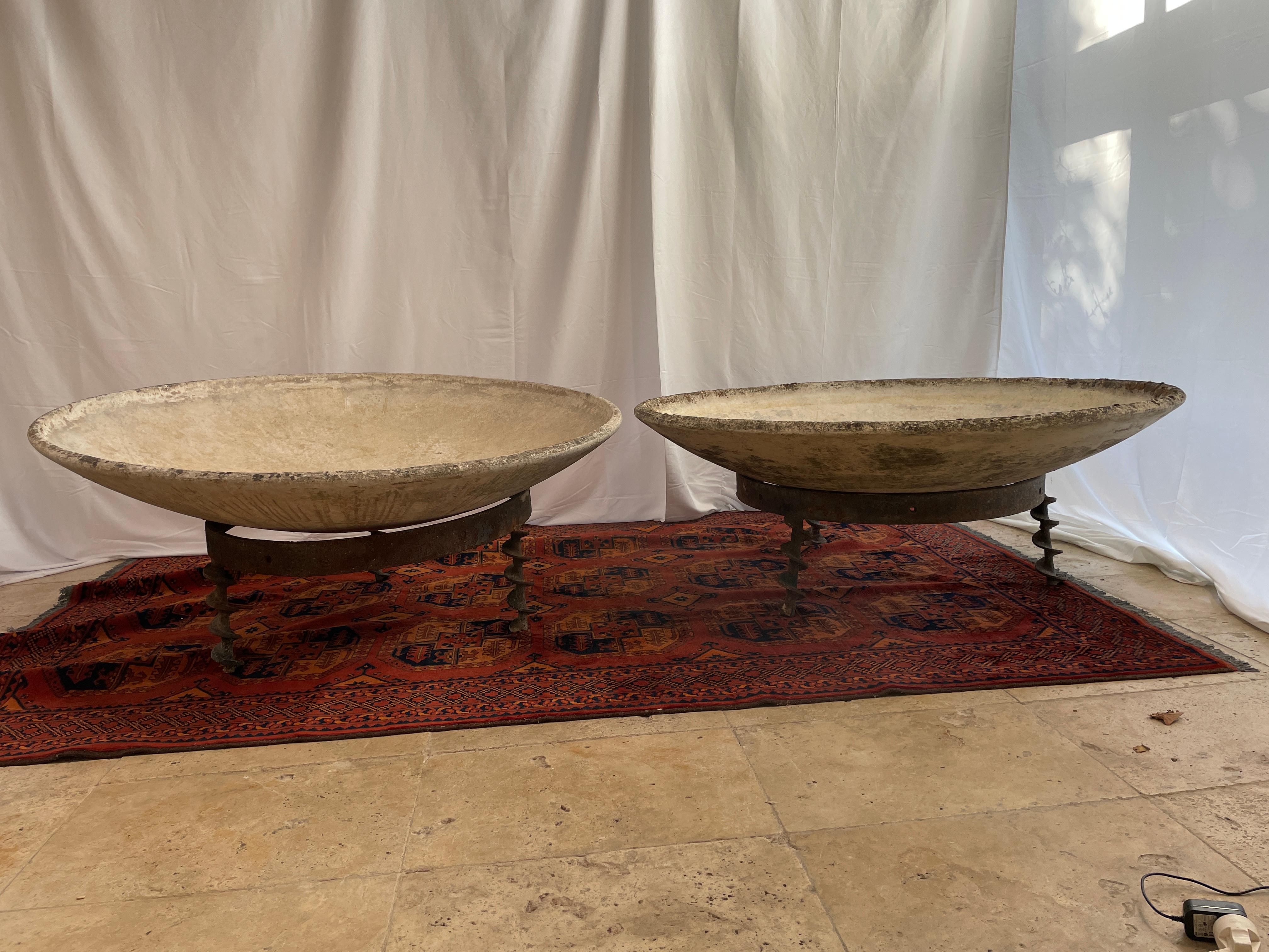 Pair of Monumental Willy Guhl with Base Concrete Bowl Planters 2