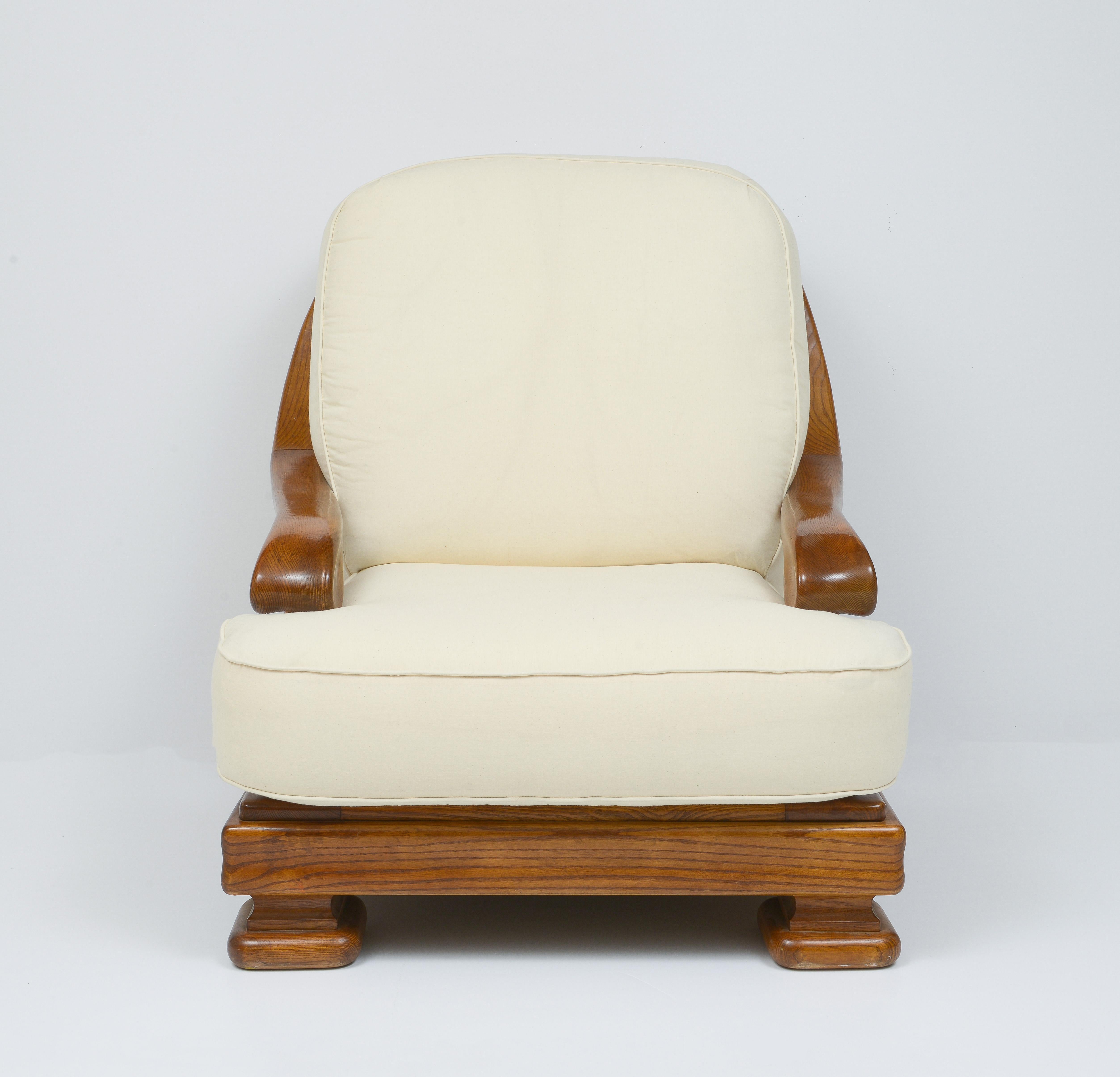 Mid-Century Modern Pair of Monumental Wood and White Lounge Chairs, 1970's France