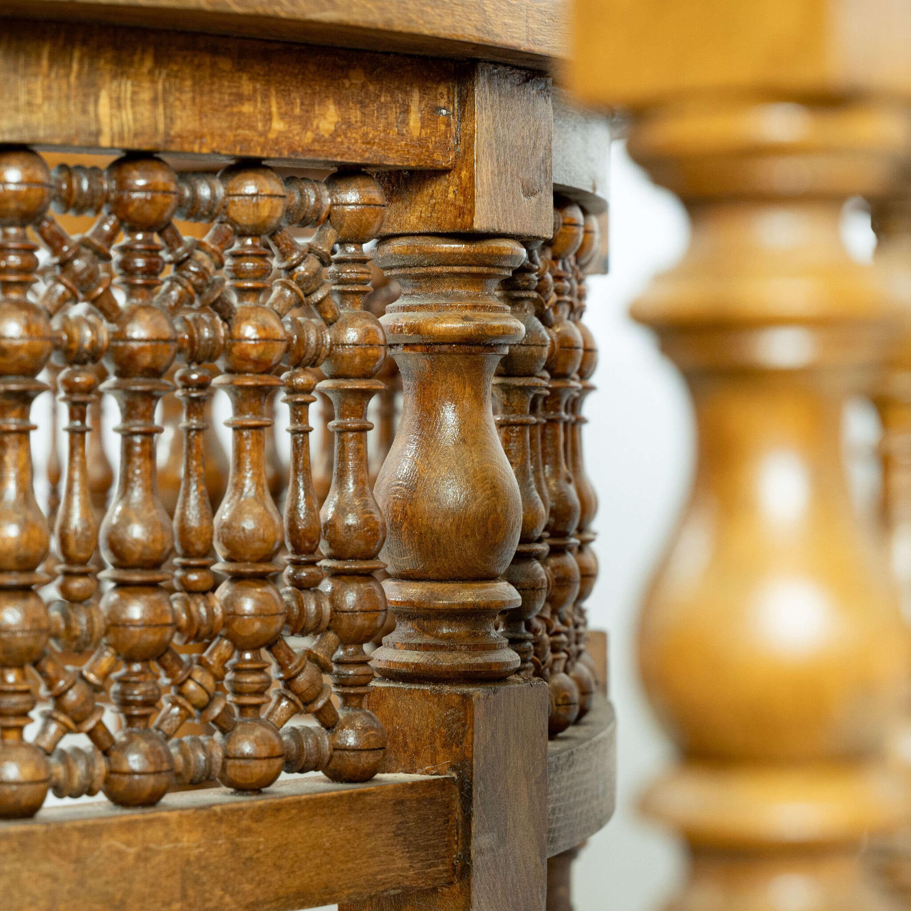 Pair of Moorish Inlaid Chairs im Angebot 2