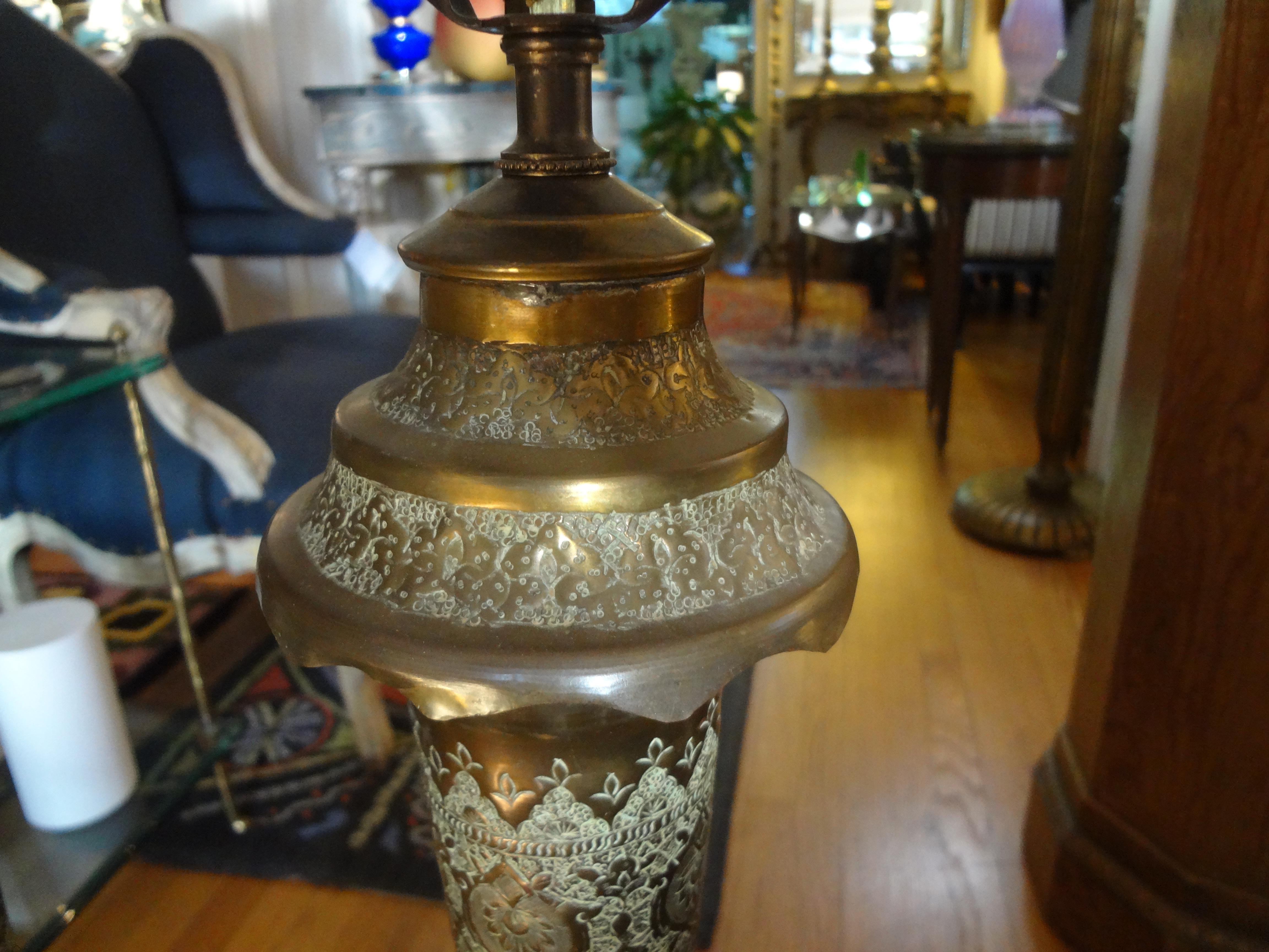 Pair of Moroccan Arabesque Style Incised Brass Lamps In Good Condition In Houston, TX