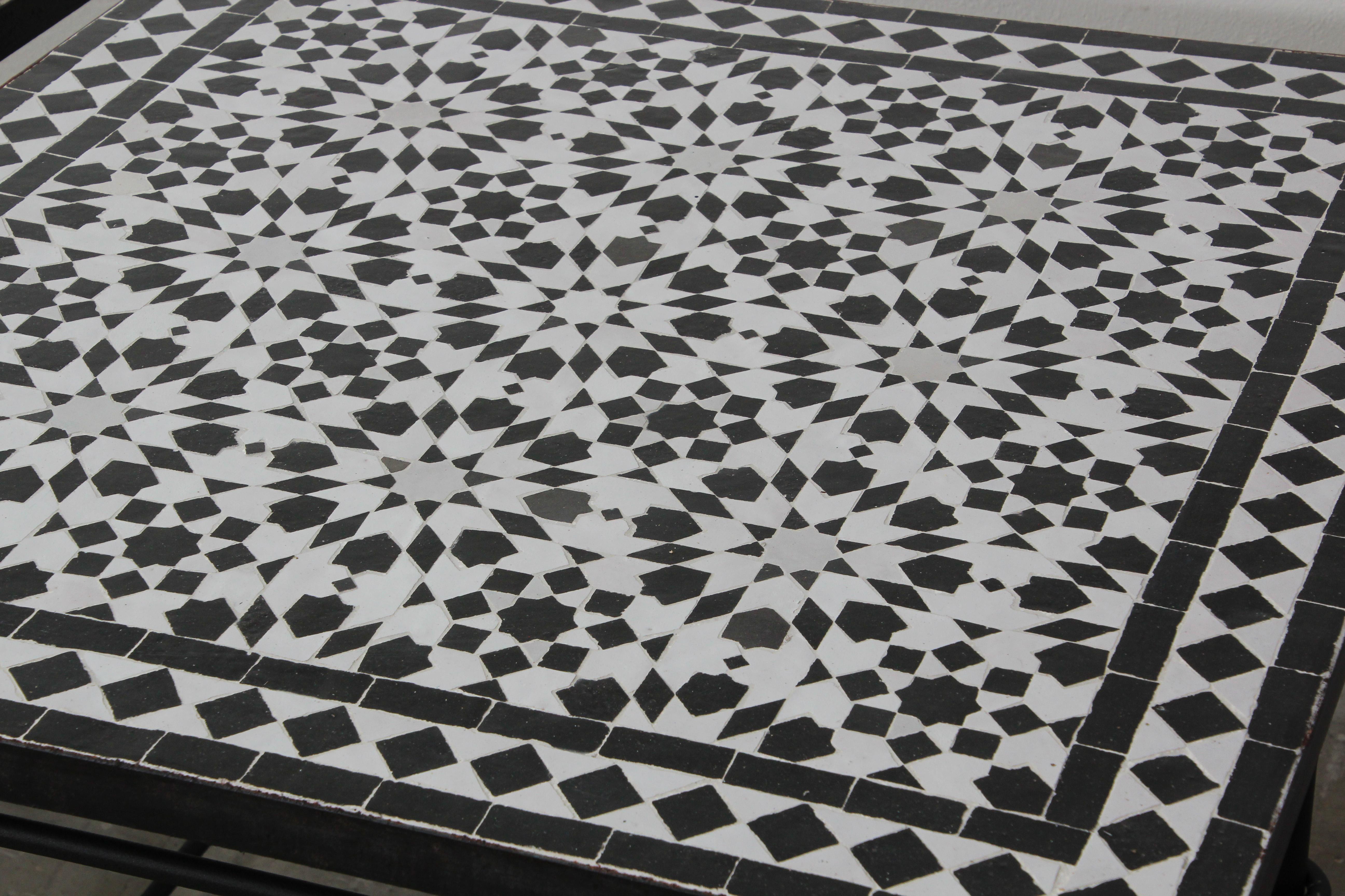 table mosaique maroc
