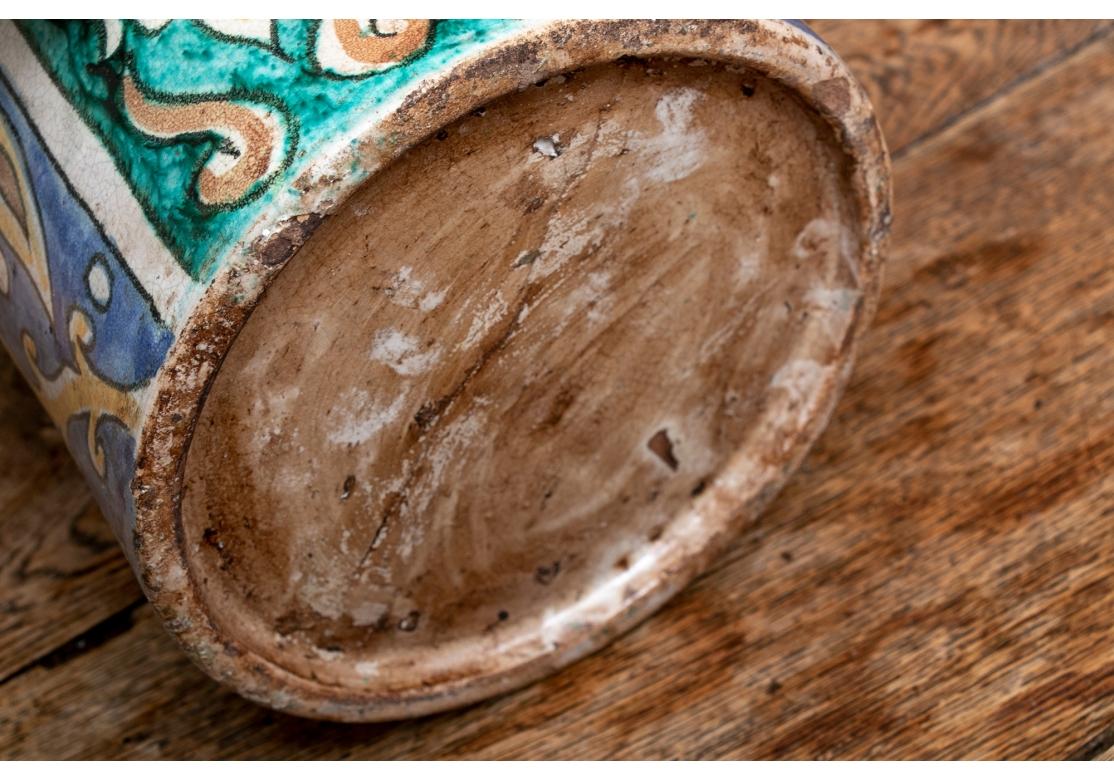 Paire de jarres à couvercle en poterie décorée émaillée marocaine en vente 1