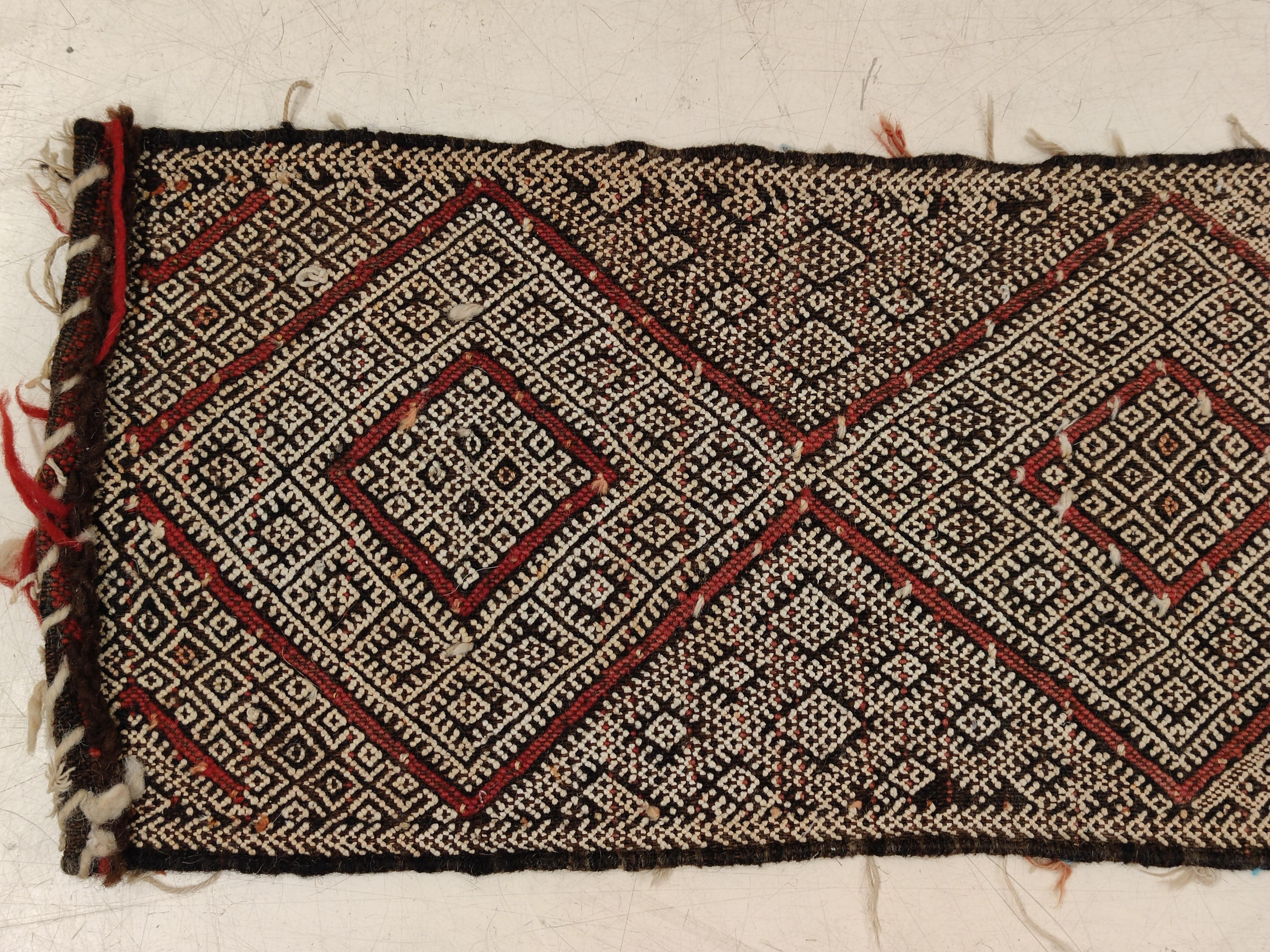 Paire d'anneaux de tente berbères du Moyen Atlas marocain, vers 1950 en vente 4