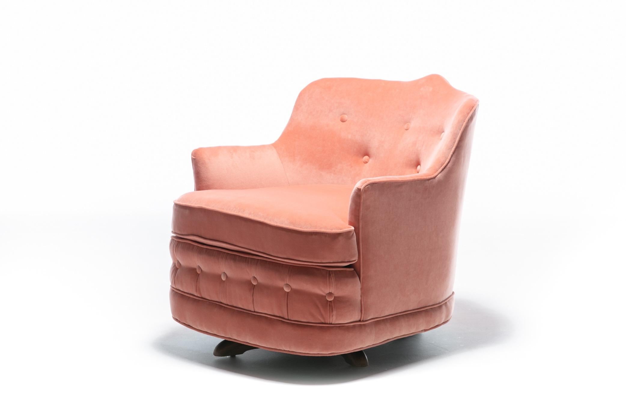 Pair of Moroccan Modern Hollywood Regency Swivel Chairs in Pink Velvet 7