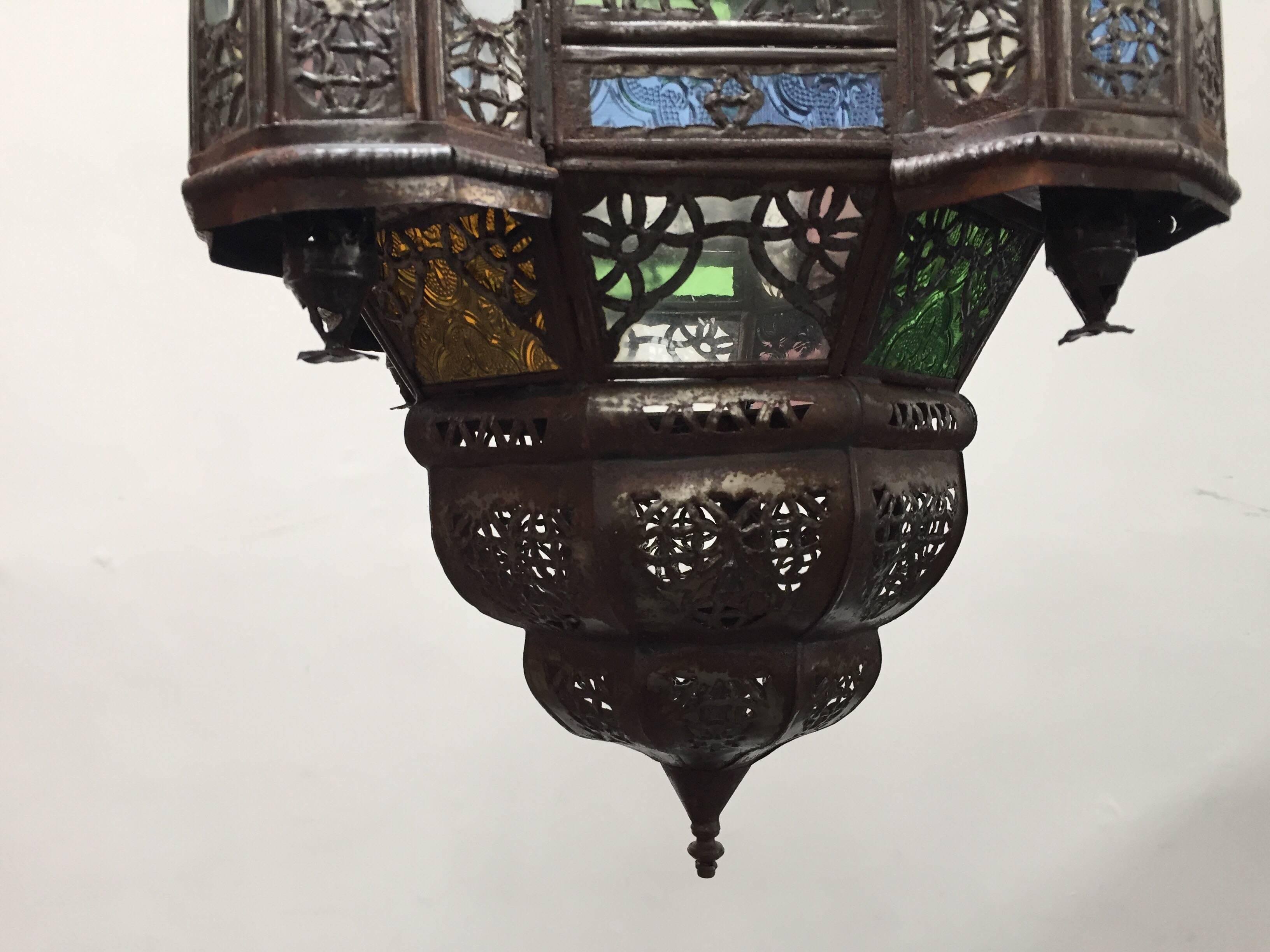 Pair of Moroccan Moorish Metal Lantern with Clear and Colored Glass In Good Condition In North Hollywood, CA