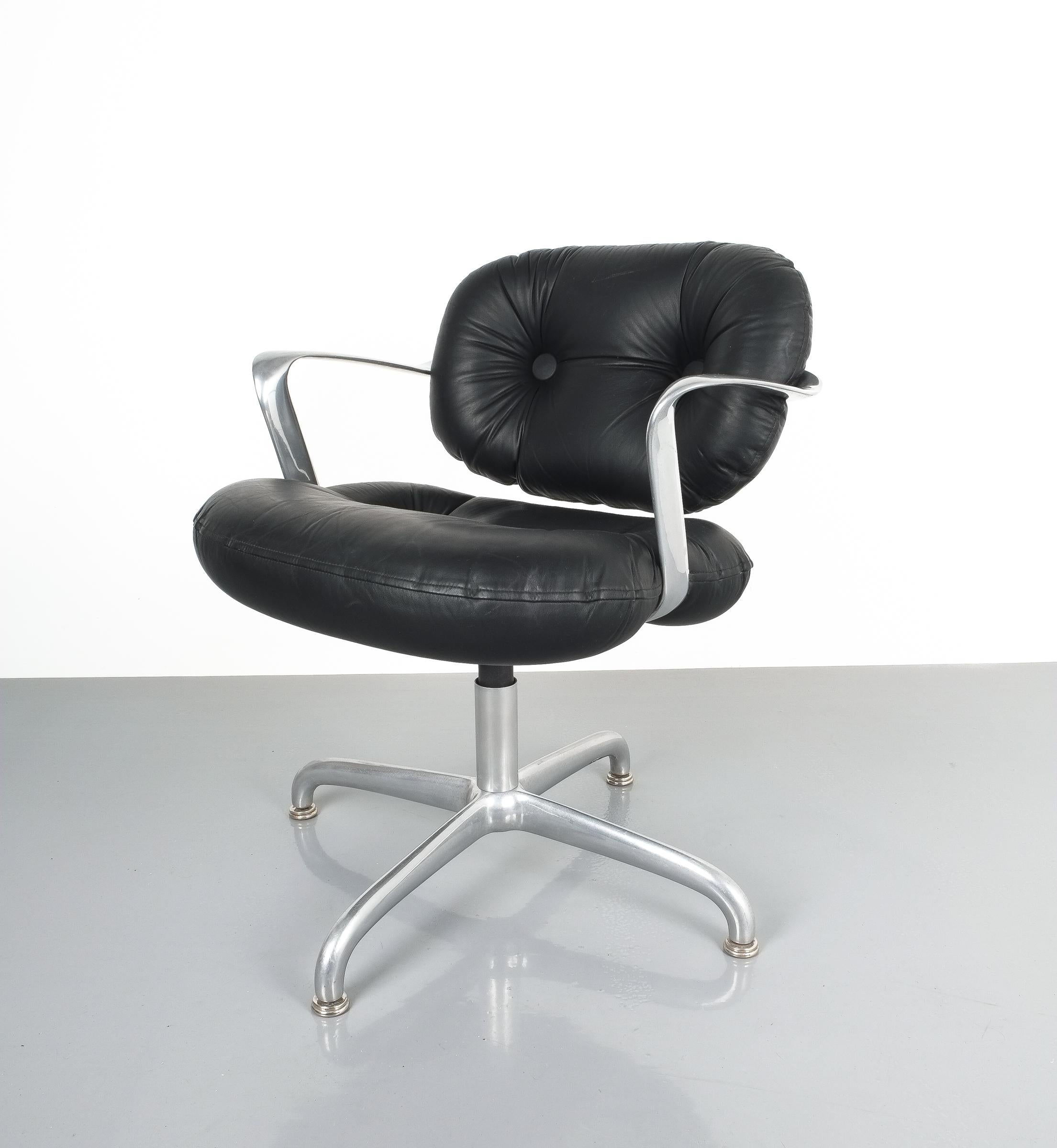 Polished Pair of Morrison and Hannah Knoll Office Chair Aluminium Black Leather