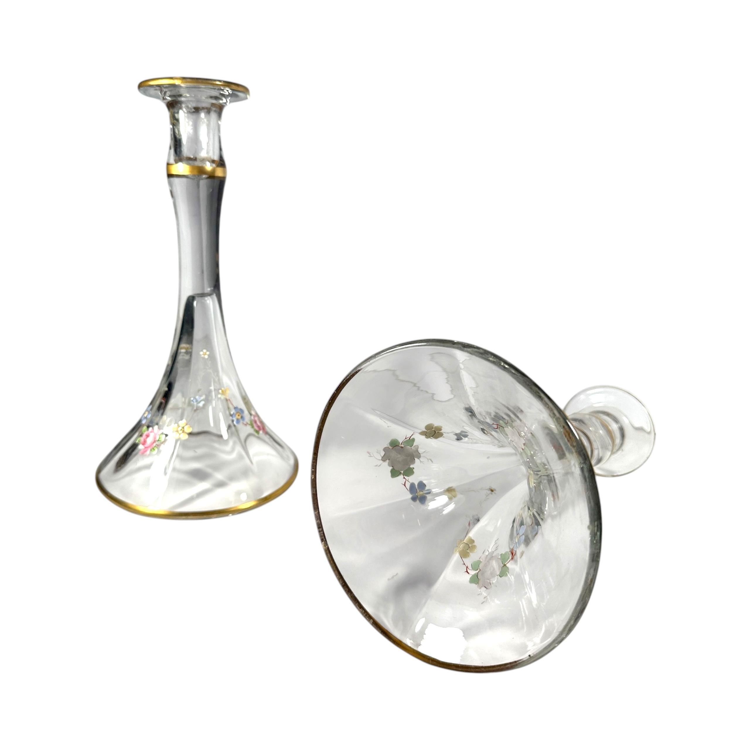 Ceco Coppia di candelieri in cristallo trasparente soffiato a mano Moser in vendita