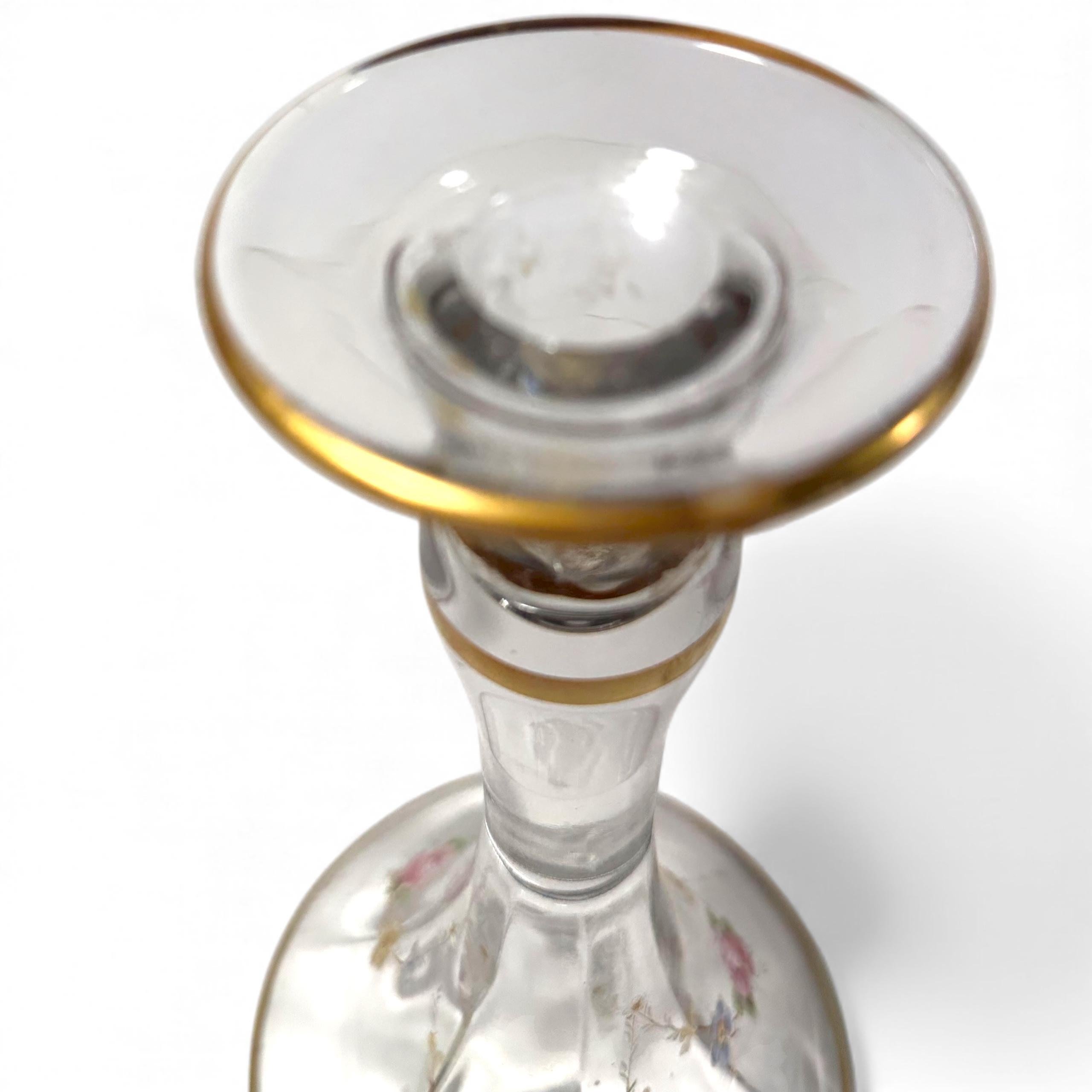 Smalto Coppia di candelieri in cristallo trasparente soffiato a mano Moser in vendita