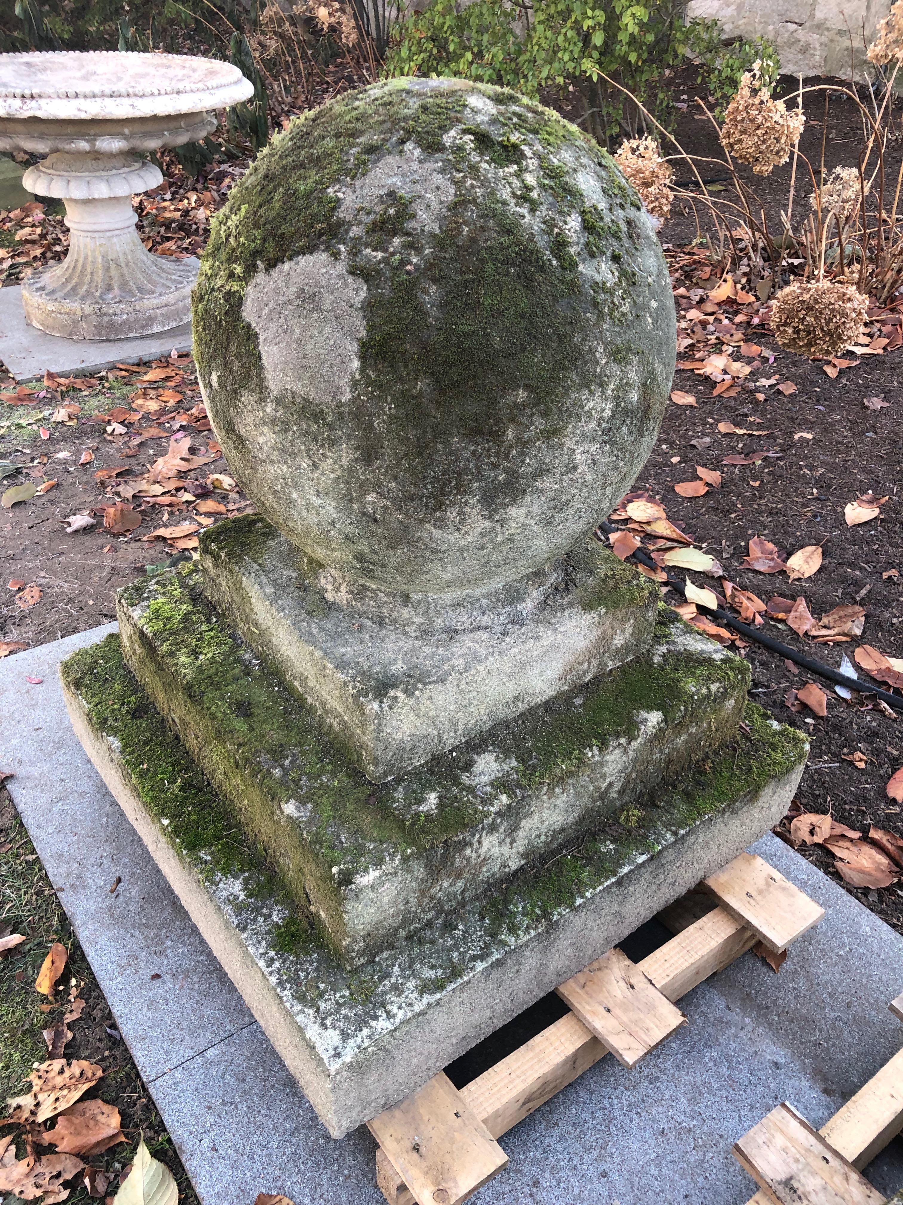 Edwardian Pair of Mossy Estate-Sized English Cast Stone Ball Finials on Tiered Bases