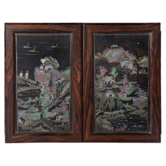 Pareja de biombos de mesa de nácar con incrustaciones de laca Dinastía Qing, Siglo XVIII